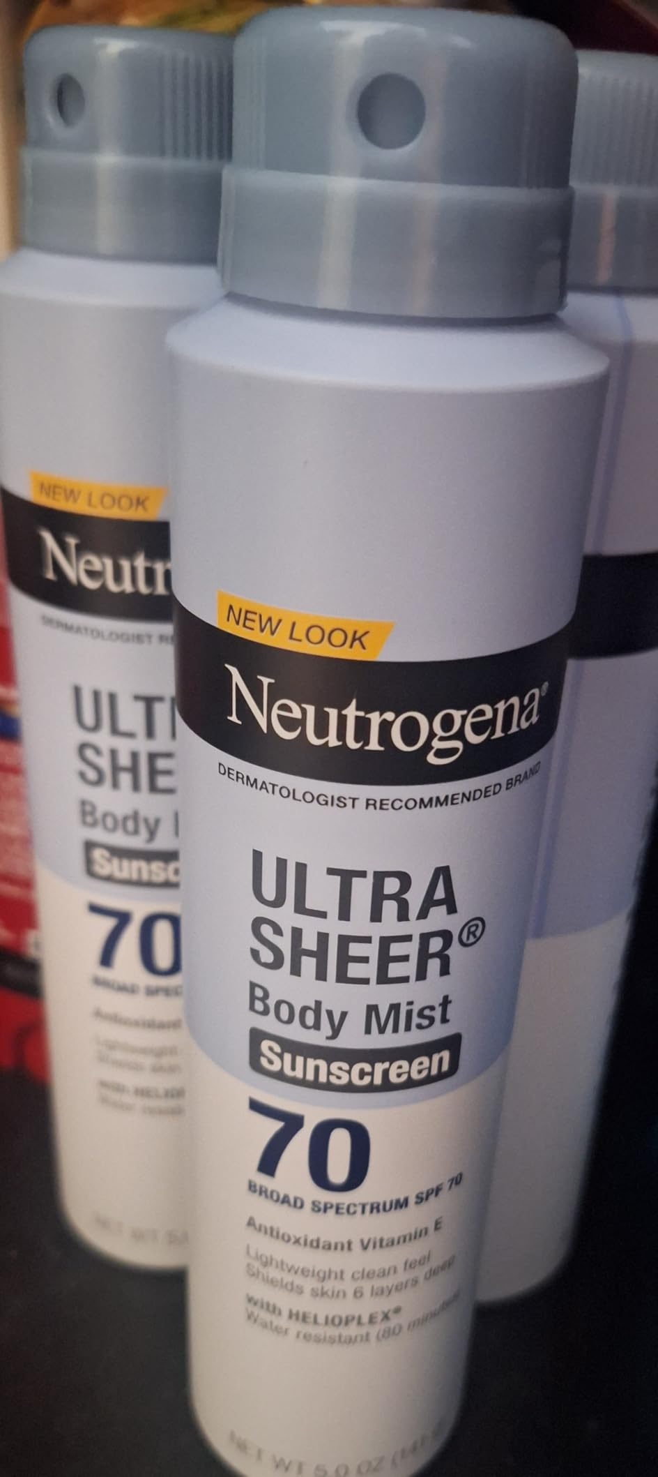 Neutrogena Ultra Sheer Dry Touch Sunscreen Spray SPF 70 Broad Spectrum UVA UVB Protection Lightweight Water Resistant up to 80 Minutes Oil PABA Oxybenzone Free, 3-pack of 5 oz customer photo 1