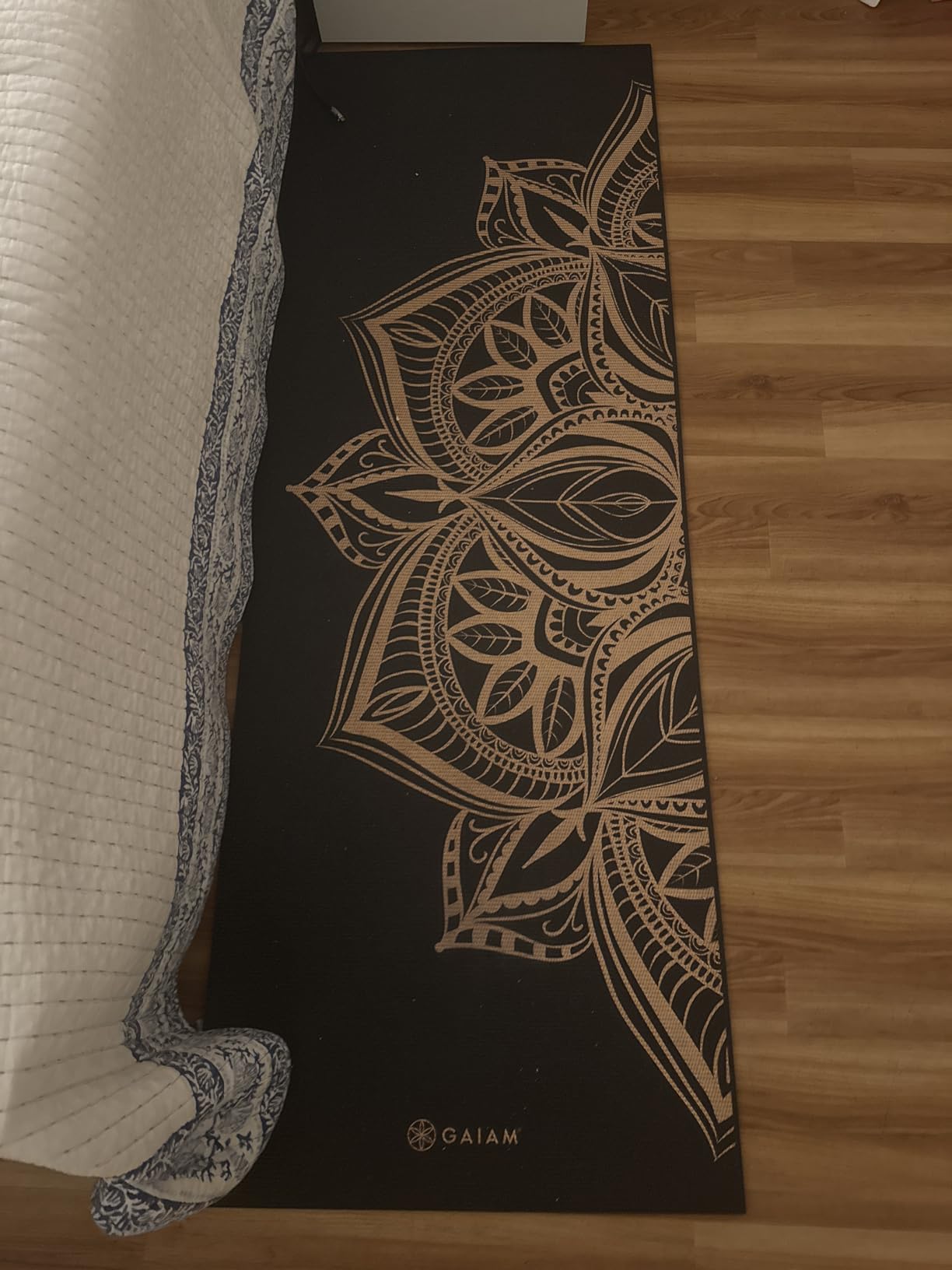 Gaiam Yoga Mat - Premium 6mm Print Extra Thick Non Slip Exercise & Fitness Mat for All Types of Yoga, Pilates & Floor Workouts customer photo 1