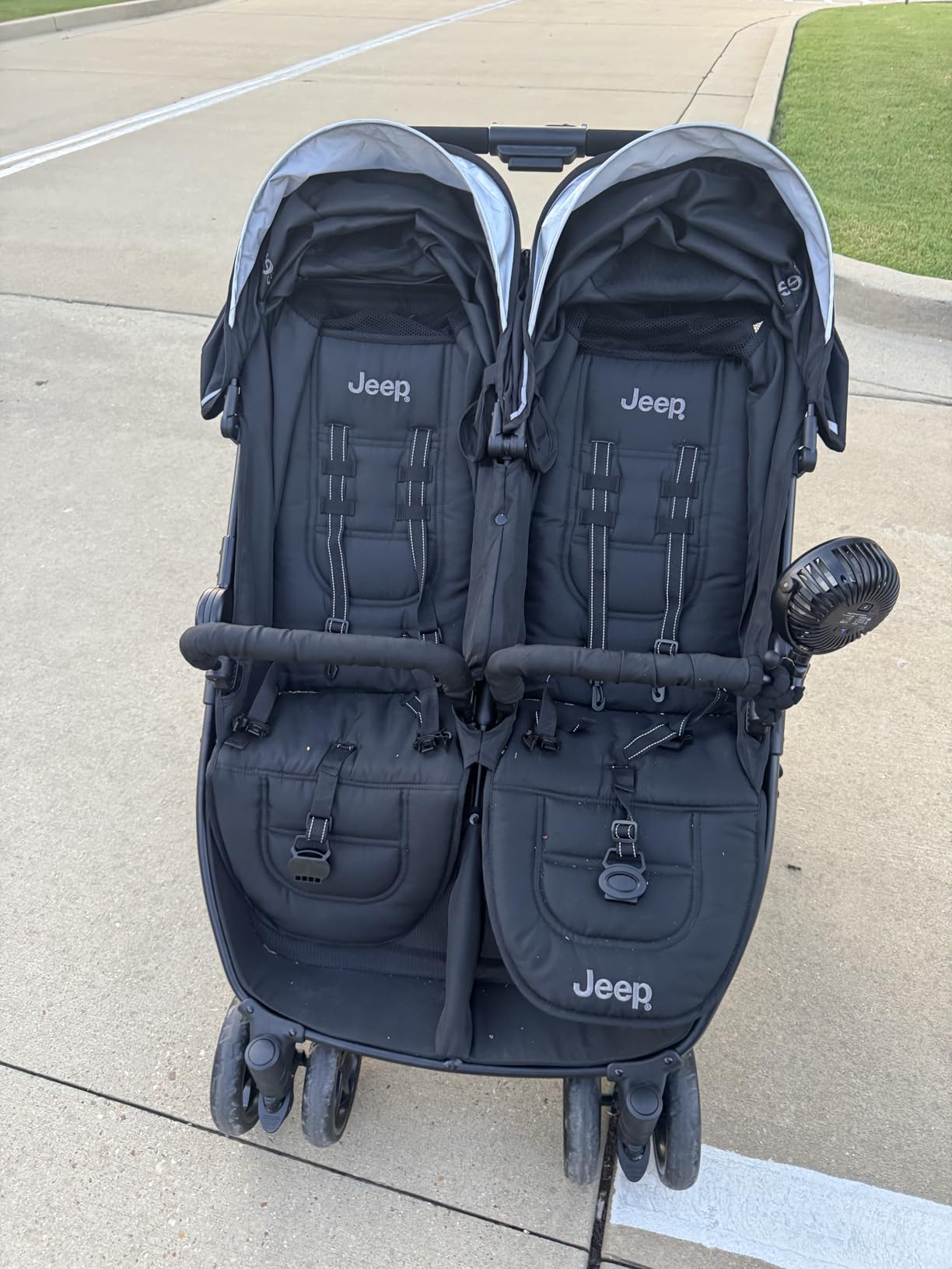 Jeep Destination Ultralight Side x Side Double Stroller, Midnight customer photo 1