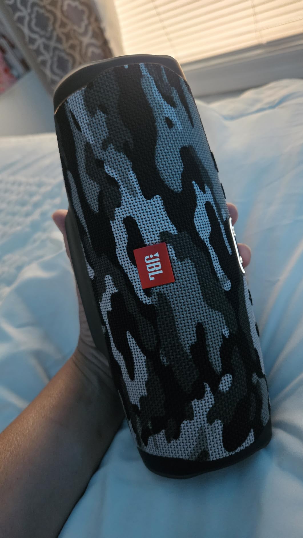 JBL Charge 4 - Waterproof Portable Bluetooth Speaker - Gray customer photo 2