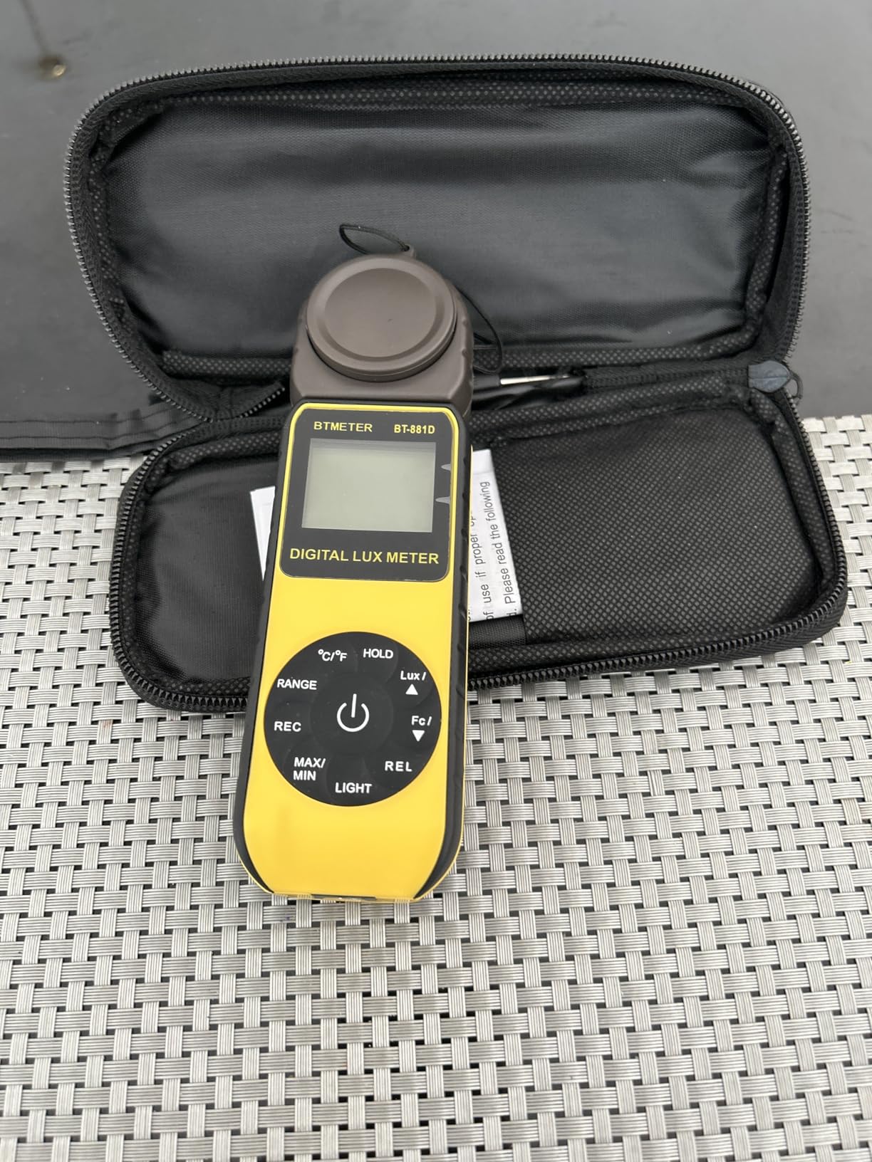 BTMETER BT-881D Digital Illuminance Light Meter, Measure Lights 0.01~400,000 Lux (0.01~40,000 FC) Foot Candles Luxmeter with 270-Degree Rotated Sensor for Plants LED Lights Indoor Outdoor Light Tester customer photo 1
