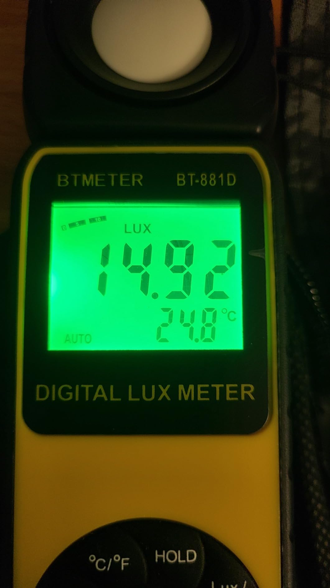 BTMETER BT-881D Digital Illuminance Light Meter, Measure Lights 0.01~400,000 Lux (0.01~40,000 FC) Foot Candles Luxmeter with 270-Degree Rotated Sensor for Plants LED Lights Indoor Outdoor Light Tester customer photo 2