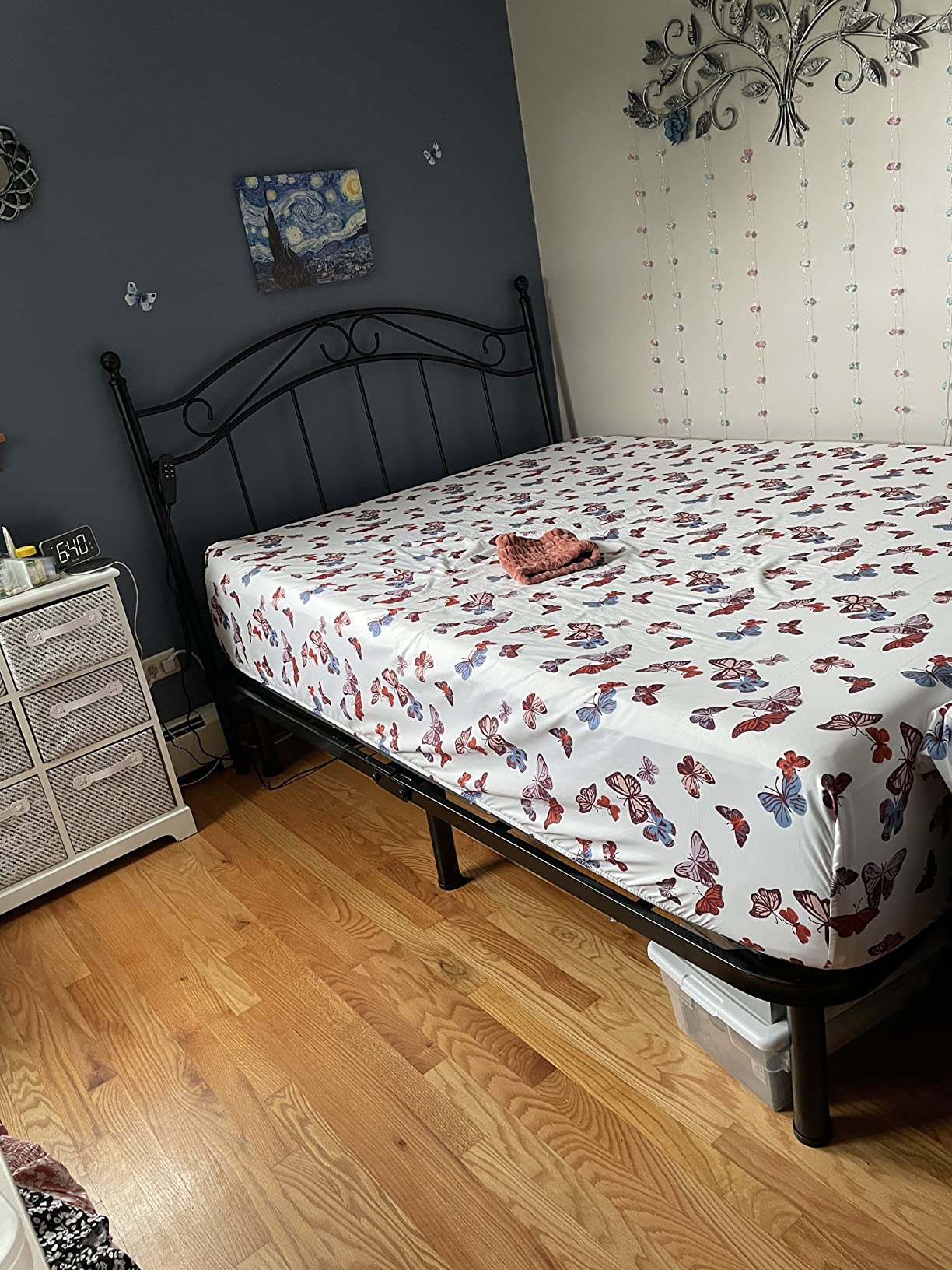 Linenspa Adjustable Bed Frame - Independent Head and Foot Incline - Powerful Quiet Motor - Easy Toolless Assembly - Electric Bed Base - Full Size customer photo 1
