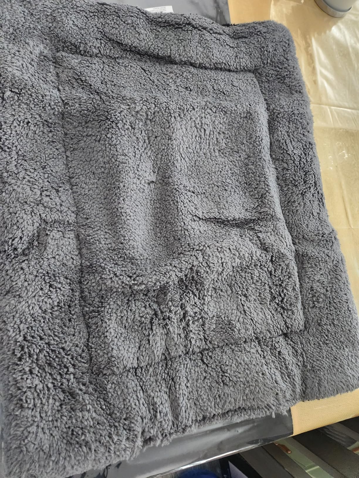 K&H PET PRODUCTS Self-Warming Cat Bed Pad, Self Heating Pad for Outdoor Cat Houses, Warming Mat for Indoor Pet Beds & Furniture, Reversible Blanket, Machine Washable - Small 21 X 17in Gray/Black customer photo 2