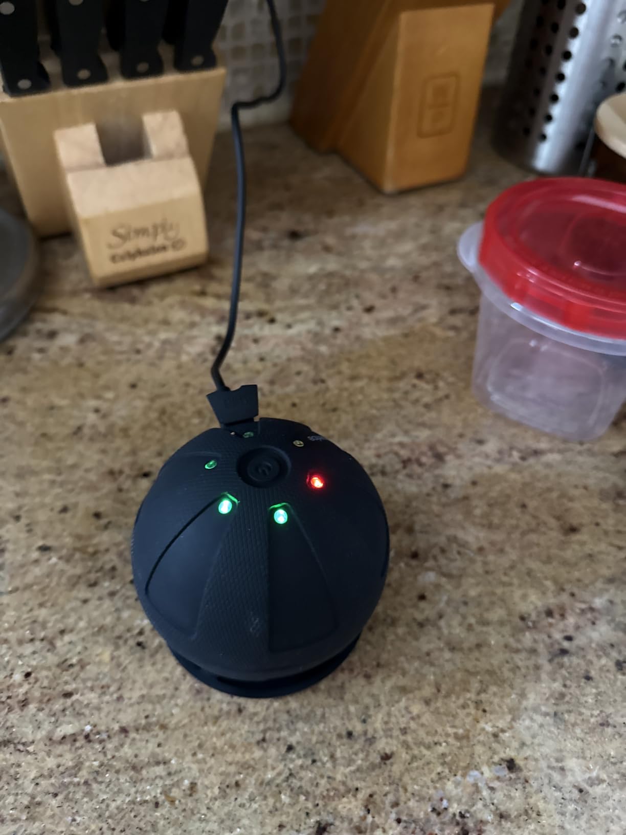 Hyperice Hypersphere Go - Vibrating Massage Ball for Muscle Recovery, Myofascial Release and Soreness Relief - Portable Fitness Massager, Perfect for use at the Gym, or at Home customer photo 1