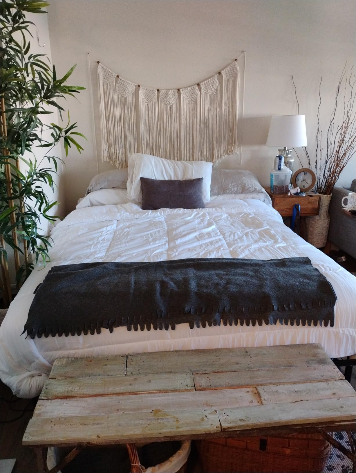 Bedsure Comforter Duvet Insert - Quilted Comforters Queen Size, All Season Duvet, GentleSoft Down Alternative Bedding Blanket, with 8 Tabs, Gifts for Women/Men, White, Queen 88 x 88 Inches customer photo 2