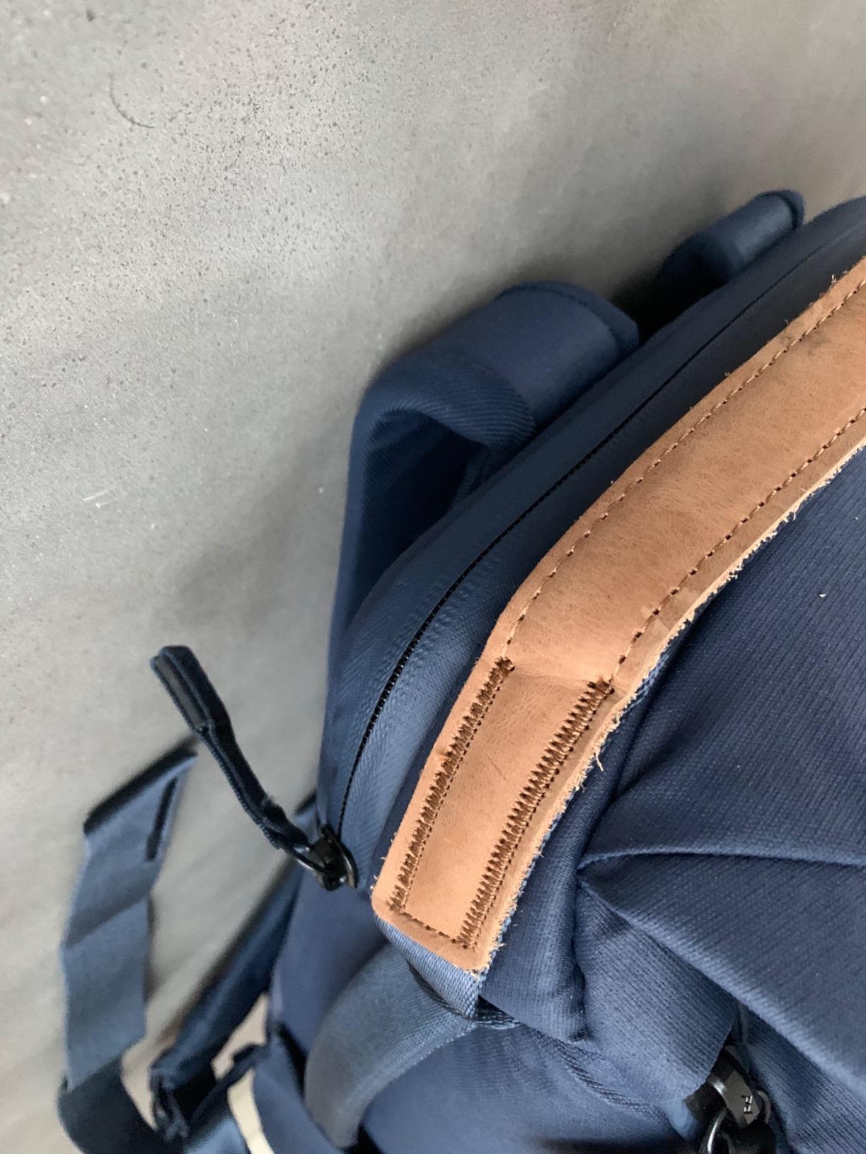 Peak Design Everyday Backpack 30L, Charcoal, MagLatch Top, Dual Side Access, FlexFold Dividers, Fits 15