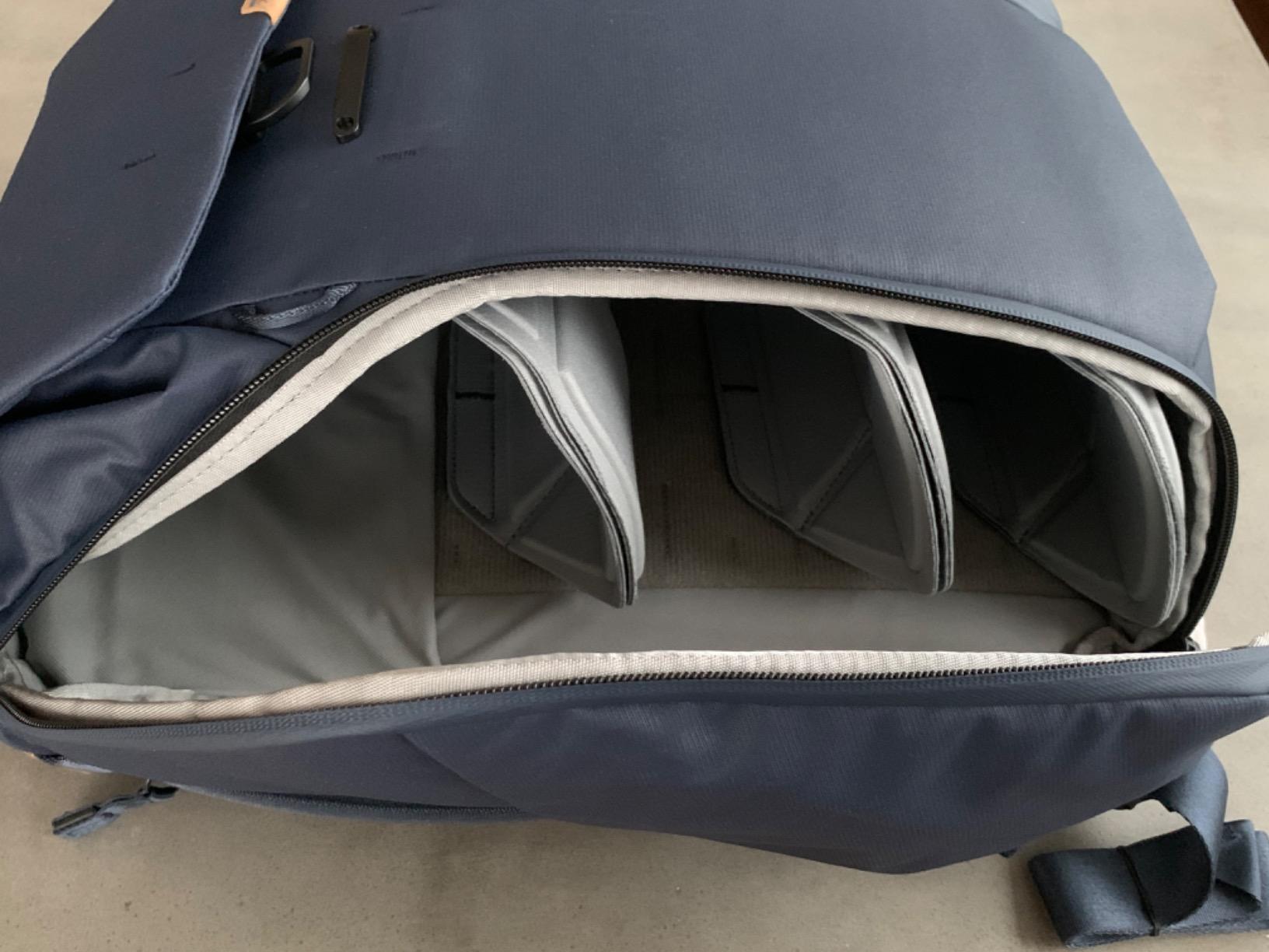Peak Design Everyday Backpack 30L, Charcoal, MagLatch Top, Dual Side Access, FlexFold Dividers, Fits 15