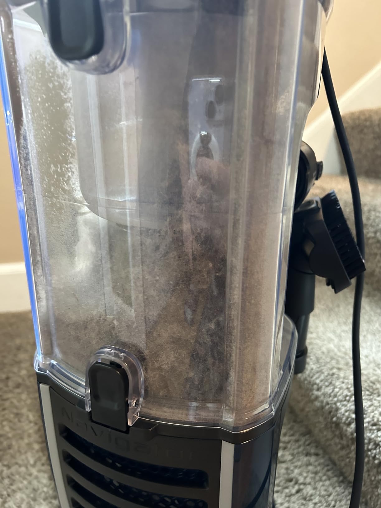 Shark Navigator Swivel Pro Complete Upright Vacuum NV151 customer photo 2