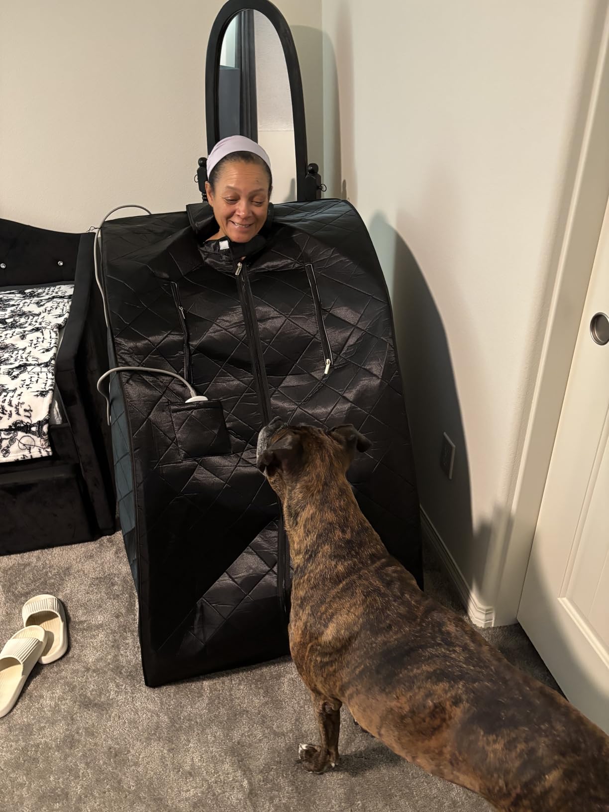 ZONEMEL Portable Infrared Sauna, 1 Person at Home Full Body Sauna, Individual Home Spa Tent with Heating Foot Pad, Upgraded Sauna Chair (L 27.6 x W 31.5 x H 37.8, Black) customer photo 2