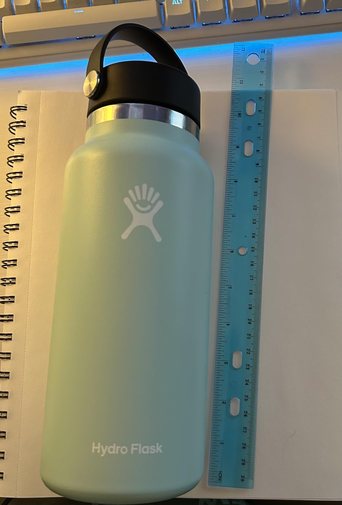 Hydro Flask Water Bottle - Insulated Stainless Steel - Wide Mouth Flex Lid, Non Spill, Leakproof and Refillable in 20 Oz Stone customer photo 1