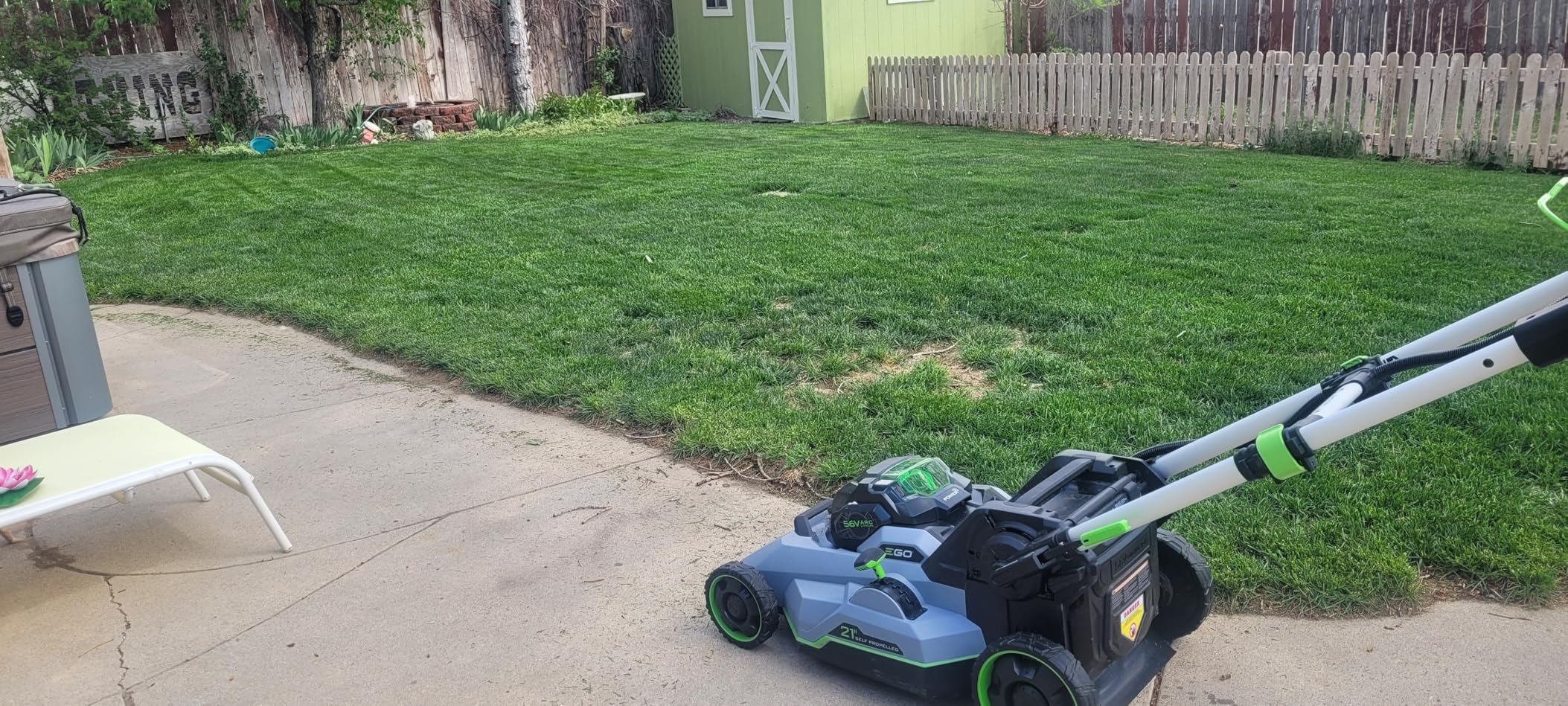 EGO POWER+ Electric Lawn Mower, Self-Propelled Cordless with Select Cut and Touch Drive, Includes 56V 7.5Ah Battery and Rapid Charger - LM2135SP customer photo 2