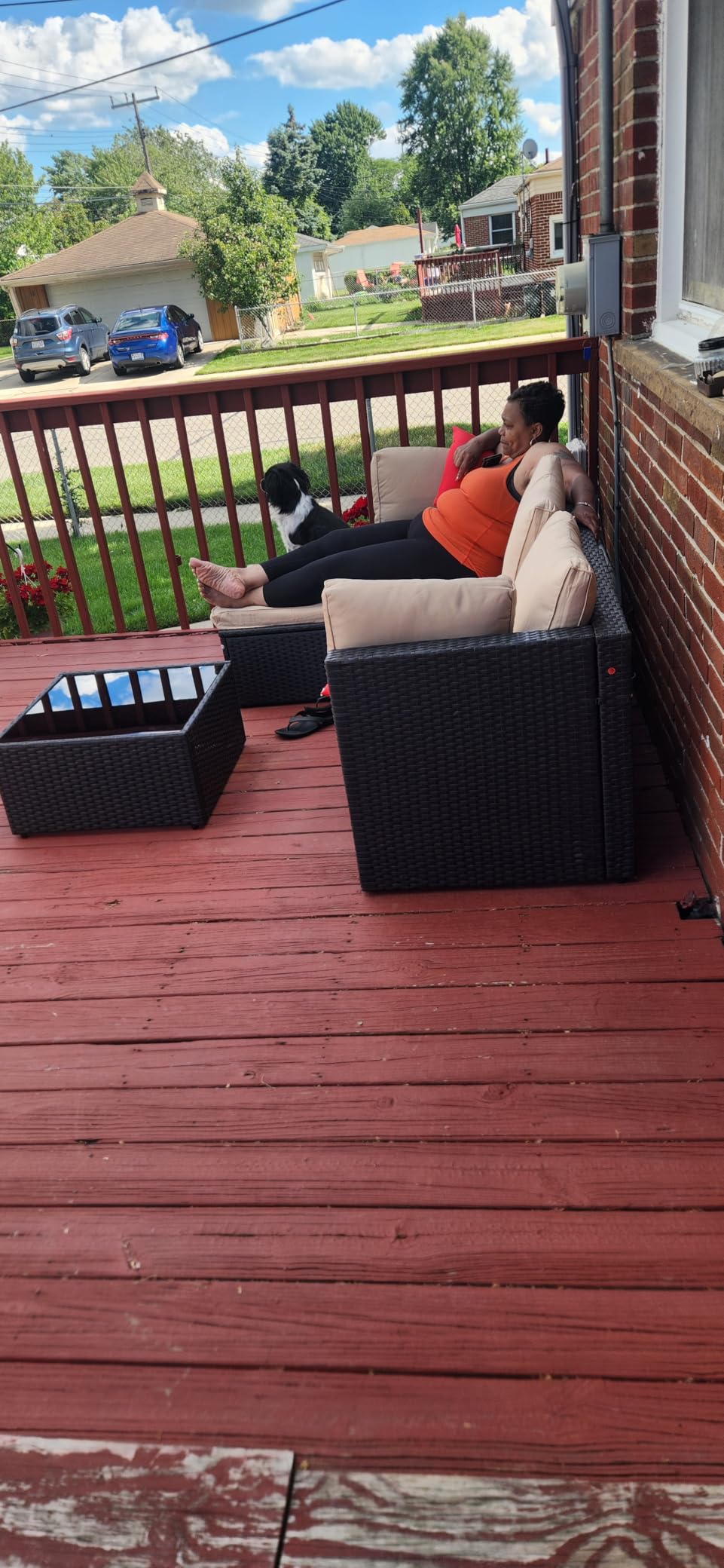 Vongrasig 5 Piece Patio Furniture Sets, Outdoor Patio Set Sectional Sofa, All-Weather PE Rattan Outdoor Couch with Ottoman, Glass Table for Garden, Backyard, Porch, Beige customer photo 1