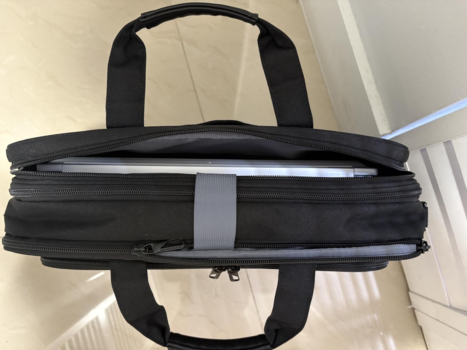 VANKEAN Laptop Briefcase Premium Laptop Case Fits Up to 17.3 Inch Business Shoulder Bag Laptop Expandable Water-Repellent Messenger Bag for Men/Women Computer Bag for Travel/Business, Black customer photo 2