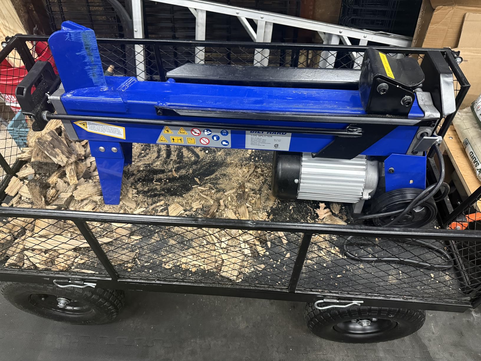 BILT HARD Electric Log Splitter 6.5 Ton, Wood Splitter Powered 15Amp, with Hydraulic Ram customer photo 2
