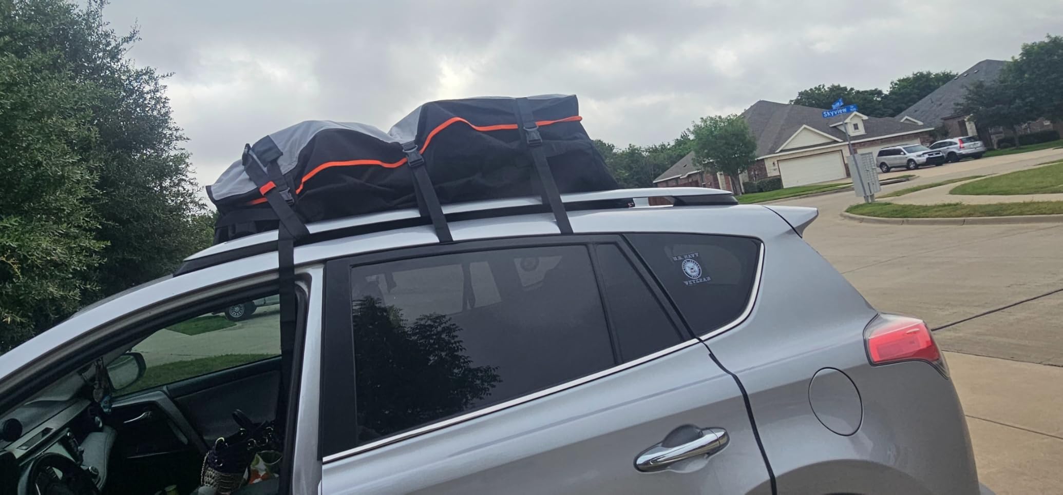 RoofPax 23 cft. Extra Waterproof Rooftop Cargo Carrier Bag, Double Weatherproof Zippers,10 Heavy-Duty Tie-Down Straps fit Cars with/Without a Rack or Side Rails, Safety Hooks Included customer photo 1