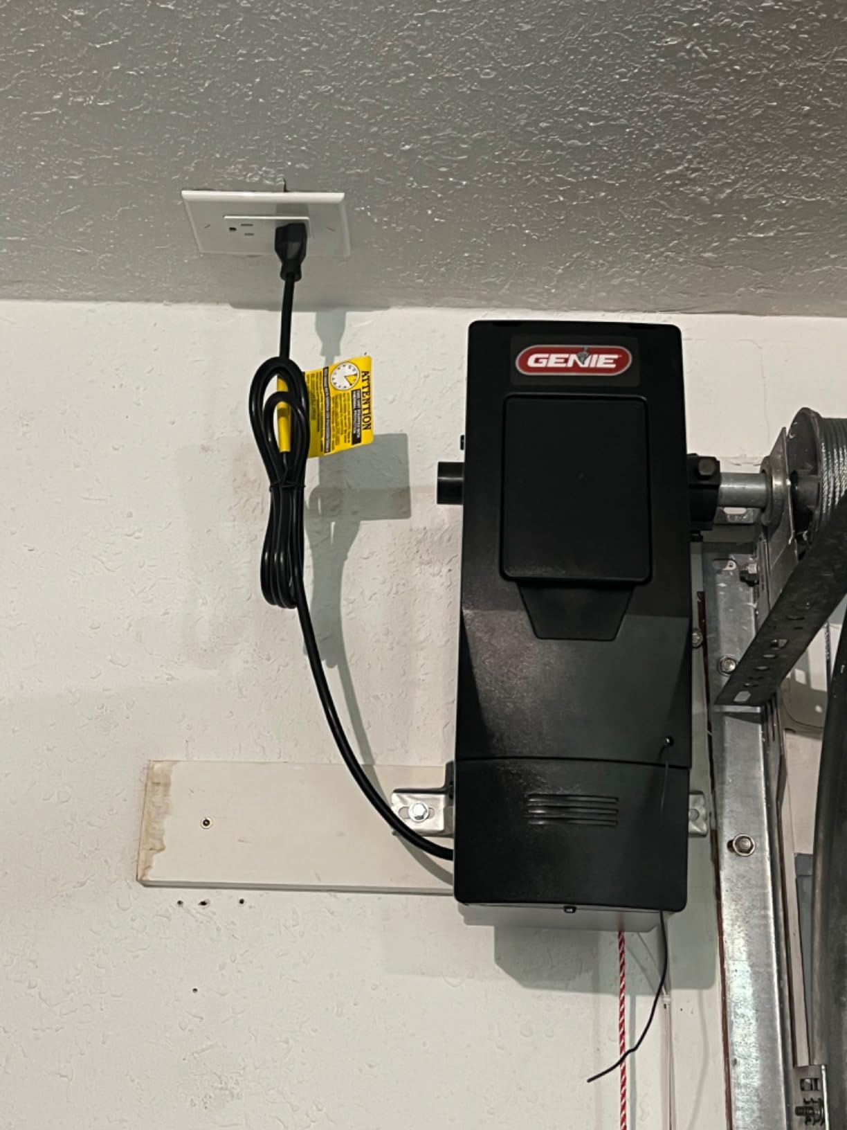 Genie 6072H-B Wall Mount Garage Door Opener with Battery Backup, Wall Mounted and Space Saving customer photo 1