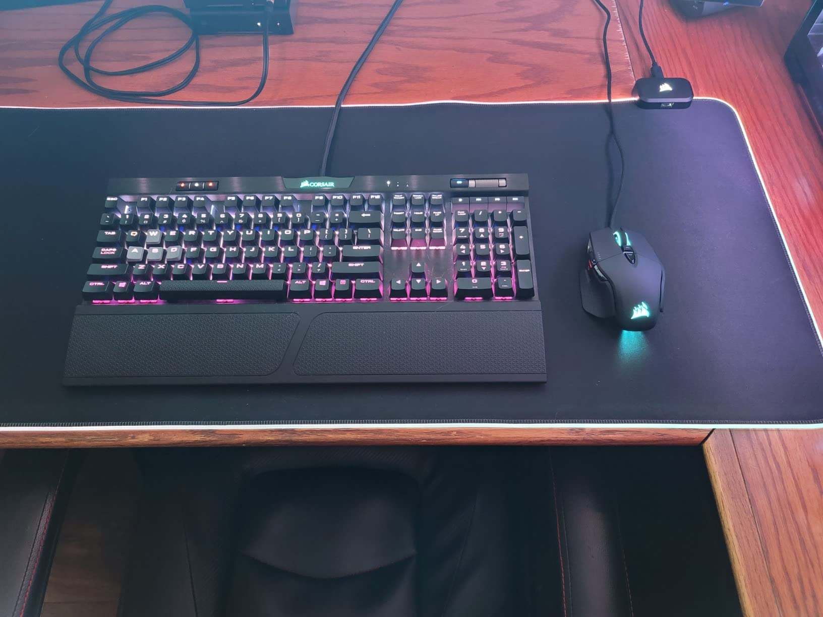 Corsair M65 RGB Ultra Tunable FPS Gaming Mouse - Marksman 26,000 DPI Optical Sensor, Optical Switches, AXON Hyper-Processing Technology, Sensor Fusion Control, Tunable Weight System - Black customer photo 2
