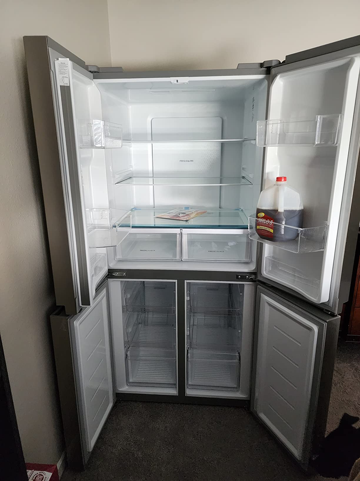 Frigidaire FRQG1721AV 17.4 Cubic Foot Refrigerator, Silver customer photo 1