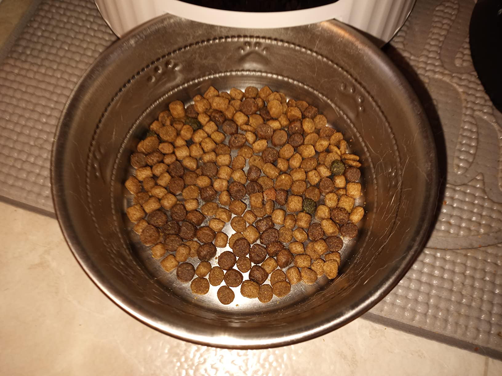 Petory Timed Automatic Cat Feeders - 4L Programable Dry Food Dispenser for Cats and Small Medium Dogs 6 Meals with Desiccant Bag Dual Power Supply 10S Voice Recorder customer photo 2