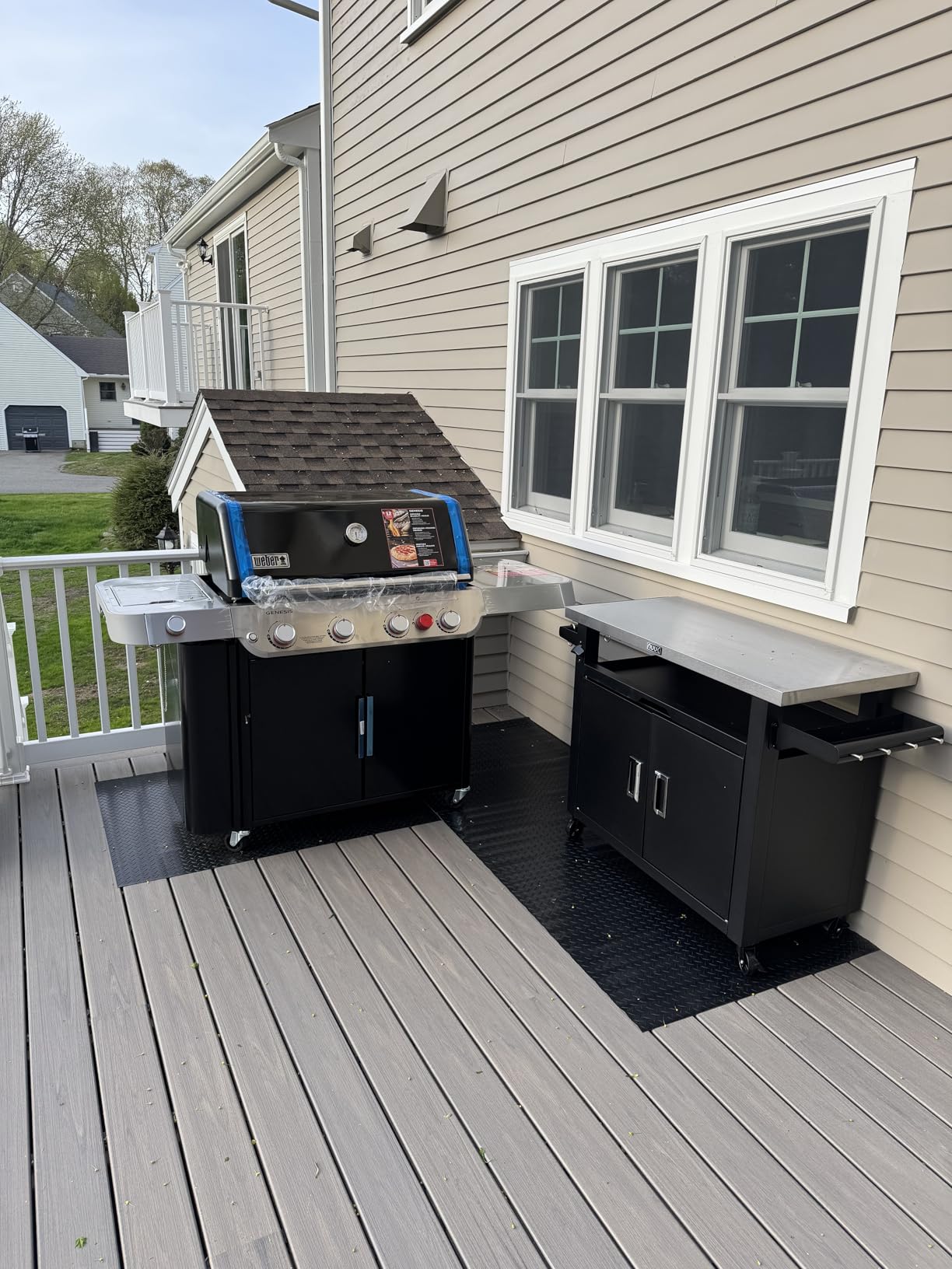 Weber Genesis S-435 Liquid Propane Gas Grill for Outdoor Cooking, Stainless Steel Finish, 4 Burners and 1 Side Burner customer photo 2