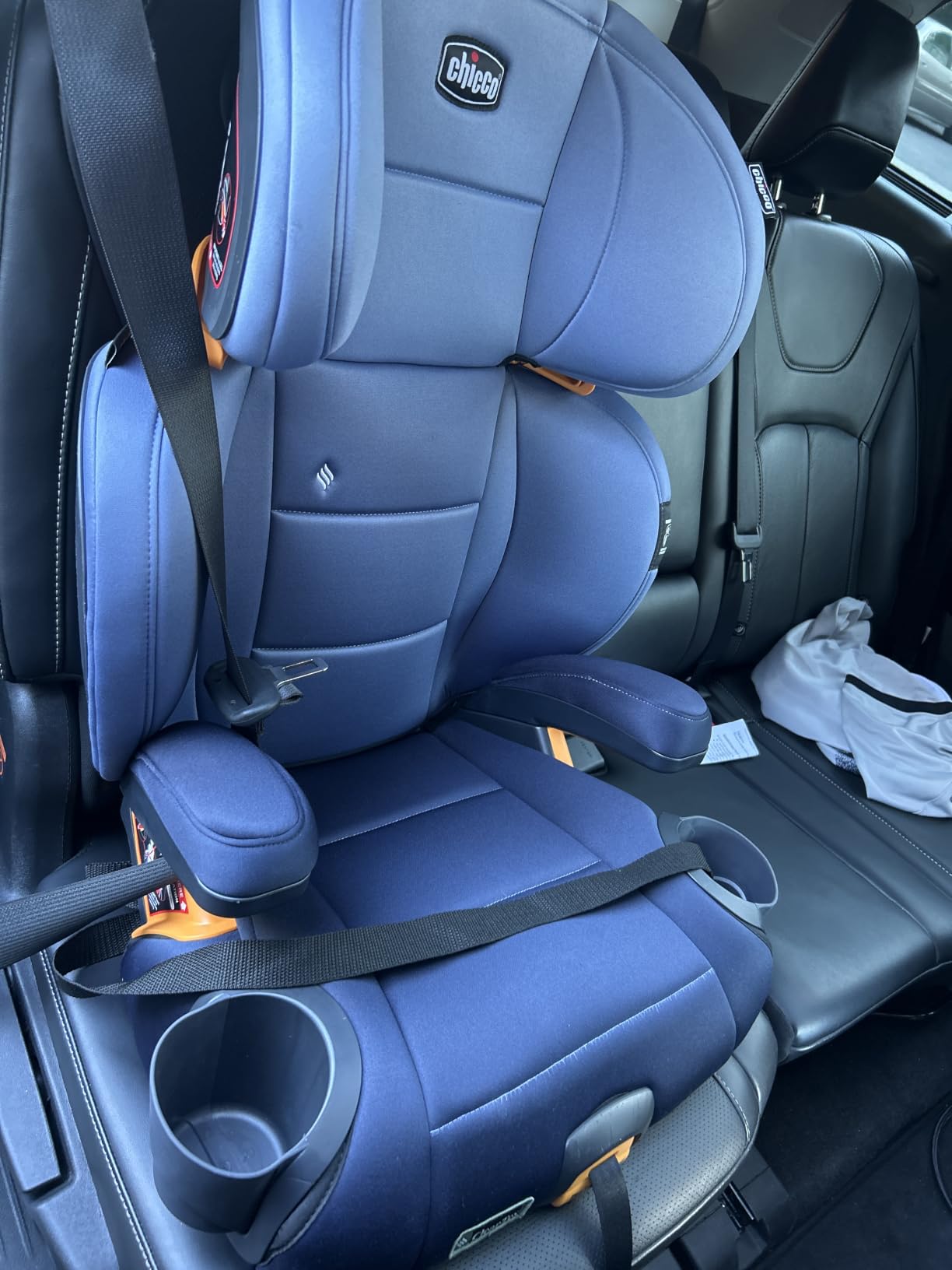 Chicco KidFit ClearTex Plus 2-in-1 Belt-Positioning Booster Car Seat, Backless and High Back Booster Seat, for Children Aged 4 Years and up and 40-100 lbs., Obsidian/Black customer photo 1