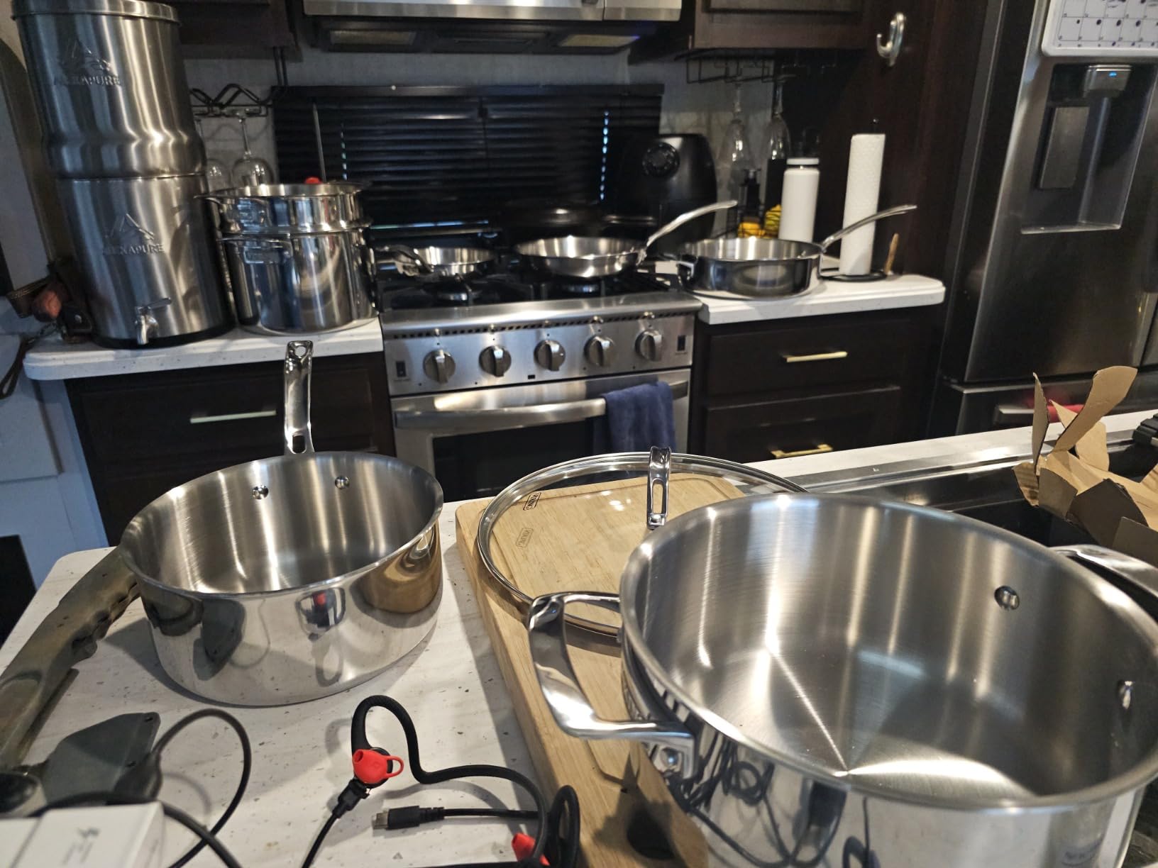 Viking 3-Ply Pots and Pans Set, 13 Piece Stainless Steel Cookware, Glass Lids, Strainer, Silver customer photo 2