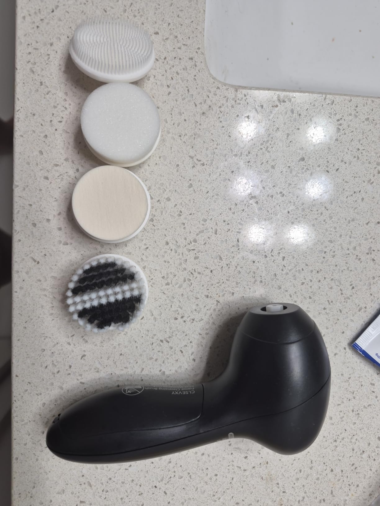 CLSEVXY Electric Face Spin Cleanser Brush with 6 Brush Heads for Deep Cleansing, Gentle Exfoliating, Removing Blackhead, Massaging customer photo 1
