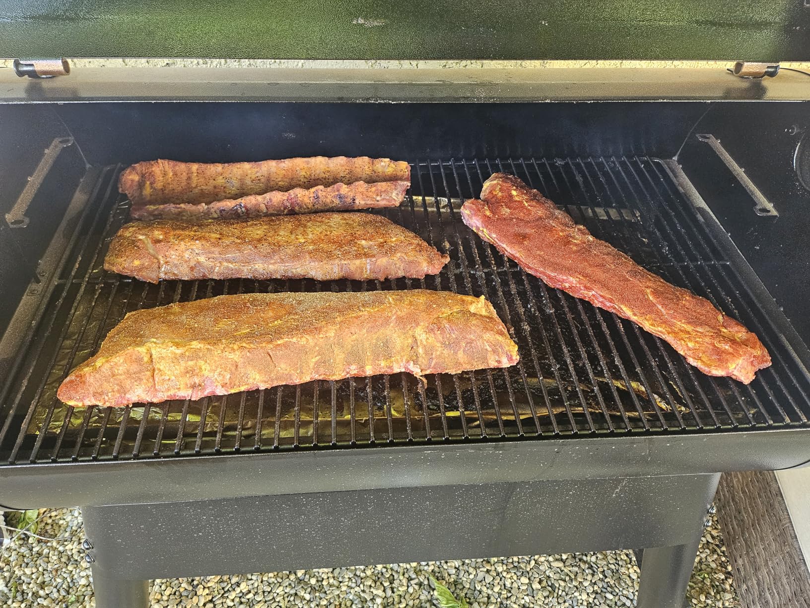 Traeger Pro 34 Electric Wood Pellet Grill and Smoker (884 Sq In, 450F Max) with Full-Length Grill Cover Bundle customer photo 1