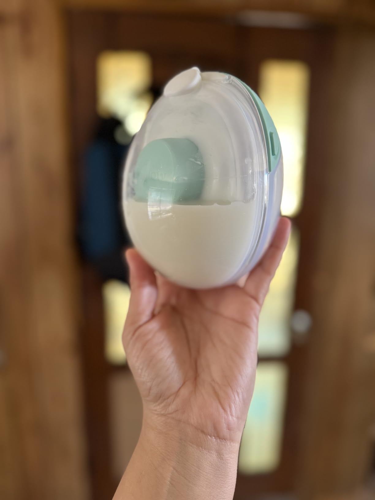 Willow Go Wearable Breast Pump, Hands Free Double Electric Breast Pump, Wireless In-Bra Design with 15 level Hospital Grade Suction, App Enabled customer photo 2