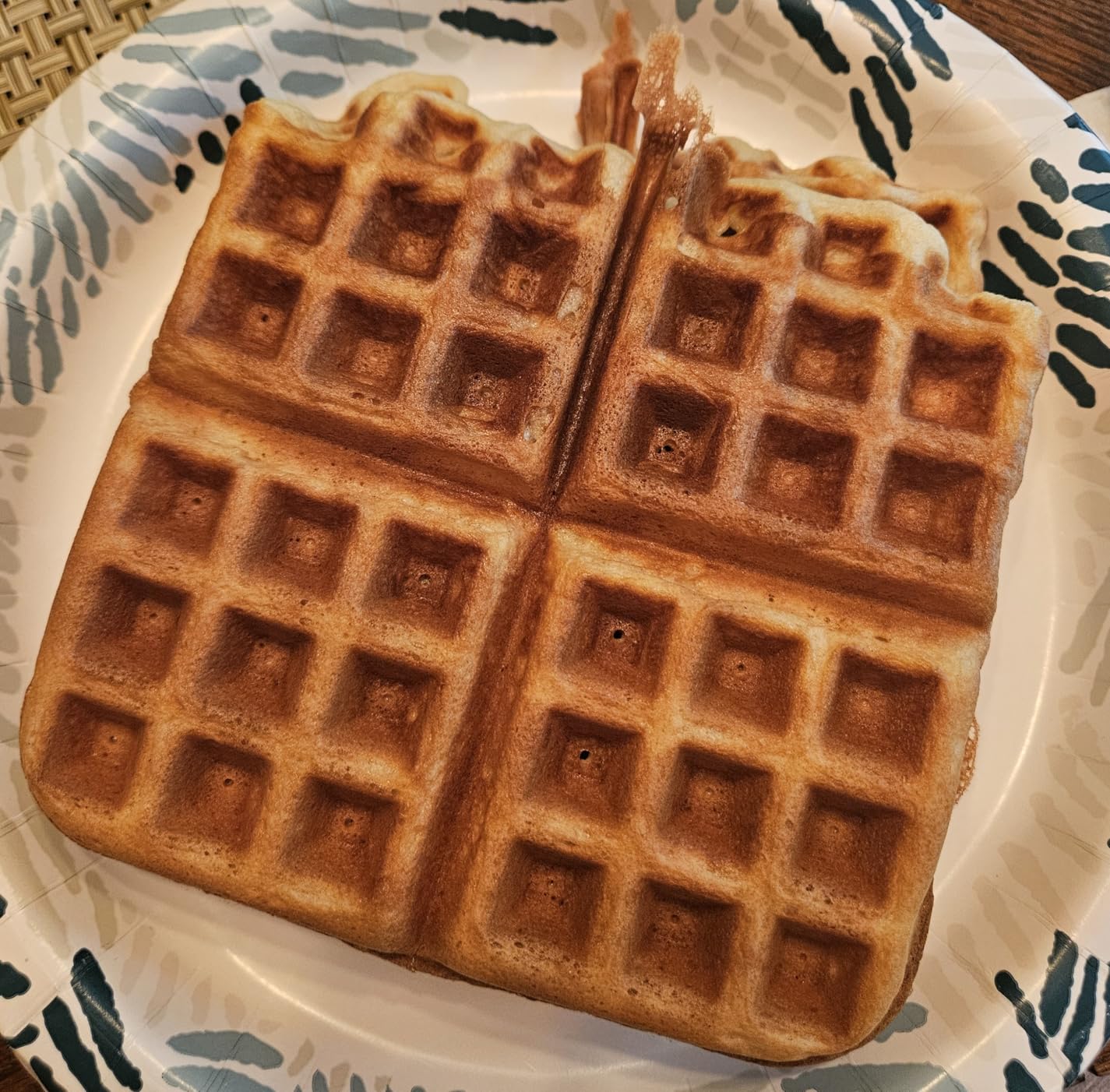 Ninja Belgian Waffle Maker Pro | Vertical Design | 5 Shade Settings with Precision-Pour Cup & Chef-curated Recipe Guide | Black & Silver | BW1001 customer photo 2