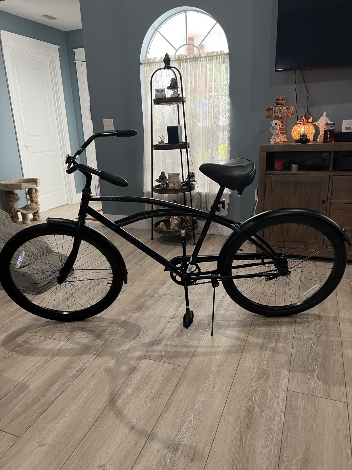 Schwinn Cruiser Bike, 26 Inch Beach Cruiser Bicycle for Women and Men customer photo 1