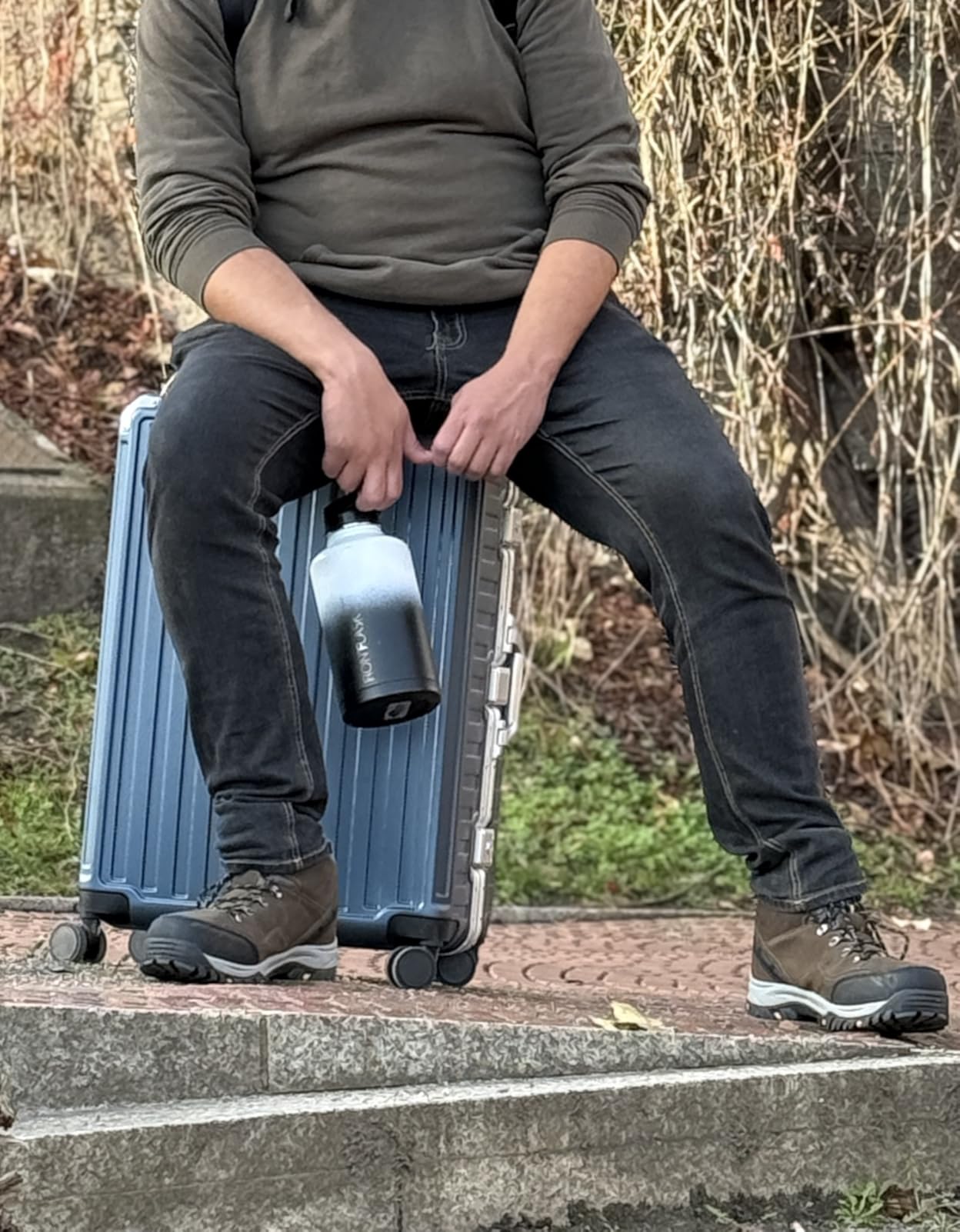 Carry On Luggage with Spinner Wheels, 8010S Aluminum Frame Zipperless Polycarbonate Hard Shell Suitcase (ZX-Core, Charcoal Metallic, 20 Inch) customer photo 2
