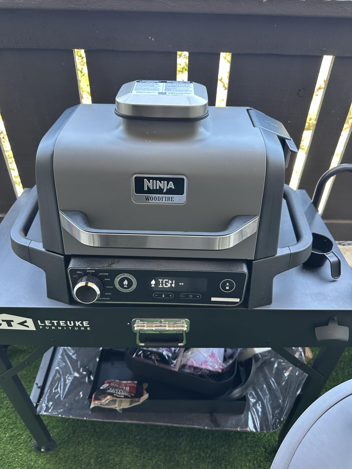 Ninja Woodfire Series OG701, 7-in-1 (Grill, BBQ, Roast, Air Fry, Dehydrate, Broil, Smoke), Portable & Weather Resistant, Cook Up To 6 Steaks & 30 Hot Dogs, Woodfire Pellets included customer photo 2