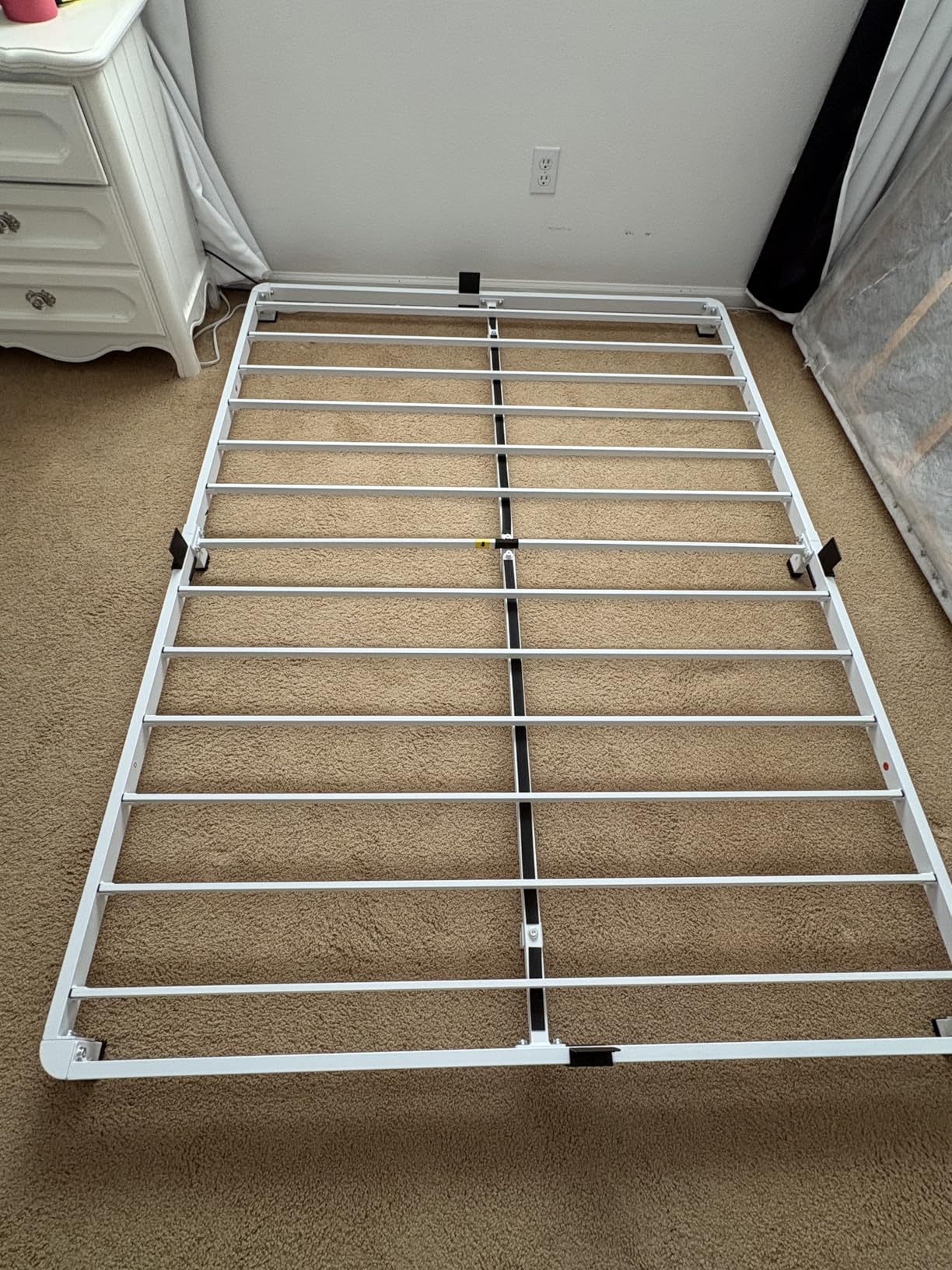 MAF 14 Inch Queen Metal Platform Bed Frame with Round Corner Legs, 3000 LBS Heavy Duty Steel Slats Support, Noise Free, No Box Spring Needed, Easy Assembly customer photo 1
