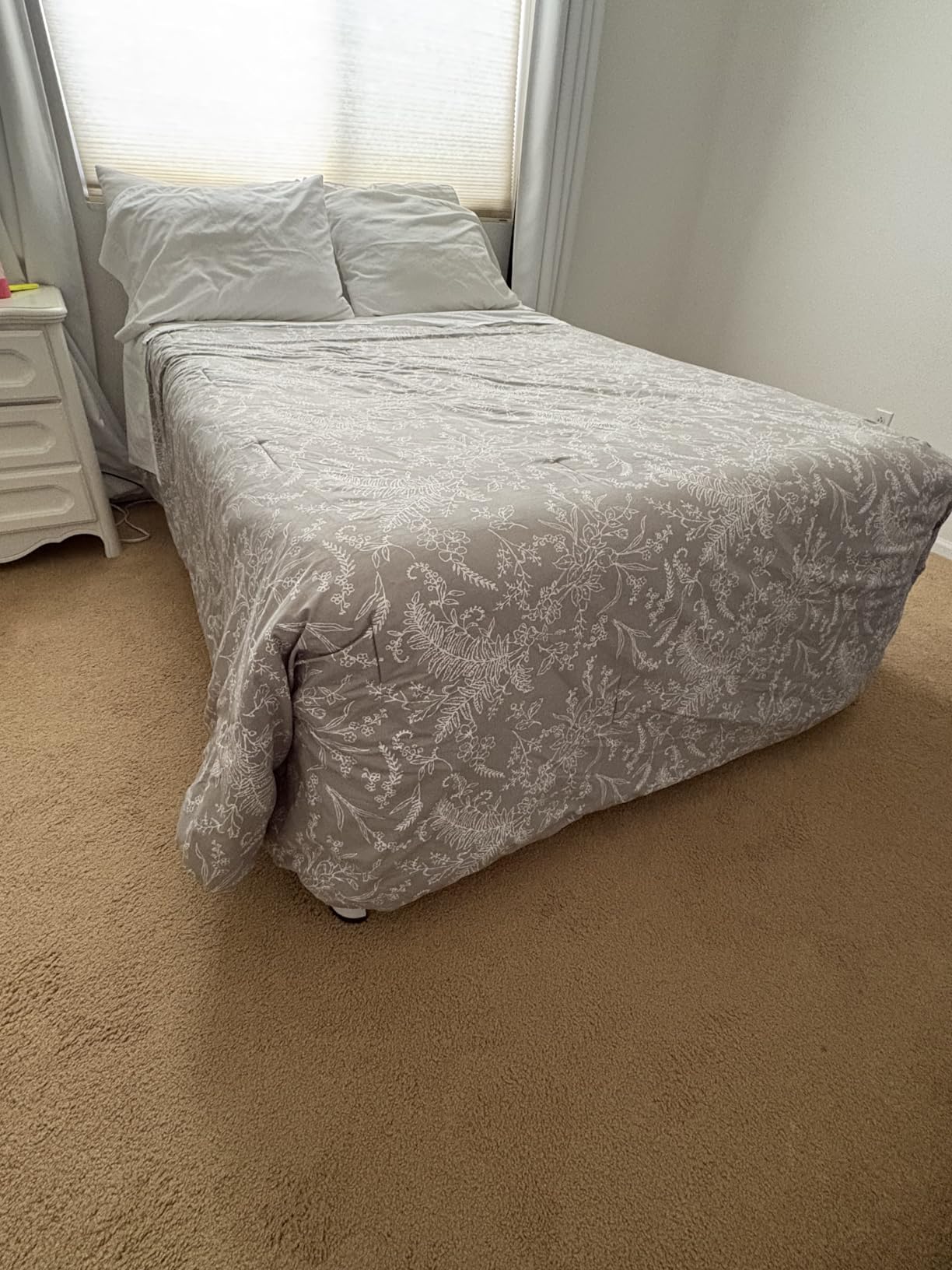 MAF 14 Inch Queen Metal Platform Bed Frame with Round Corner Legs, 3000 LBS Heavy Duty Steel Slats Support, Noise Free, No Box Spring Needed, Easy Assembly customer photo 2