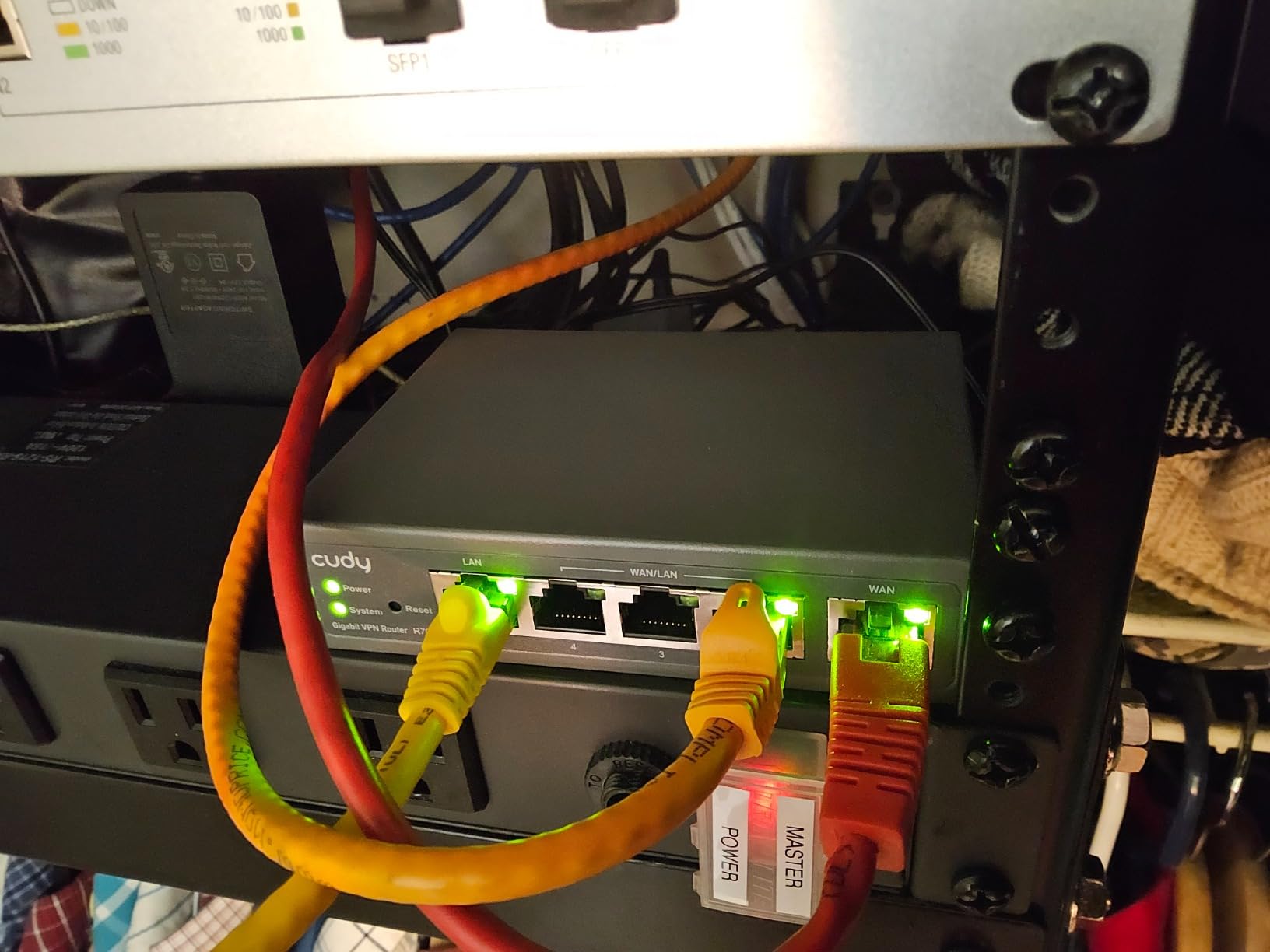 Cudy Gigabit Multi-WAN VPN Router, 4 WAN Ports, SMB, Load Balance, WireGuard OpenVPN IPsec, PPTP L2TP, Small Business Firewall for Office Network Security, R700 customer photo 1