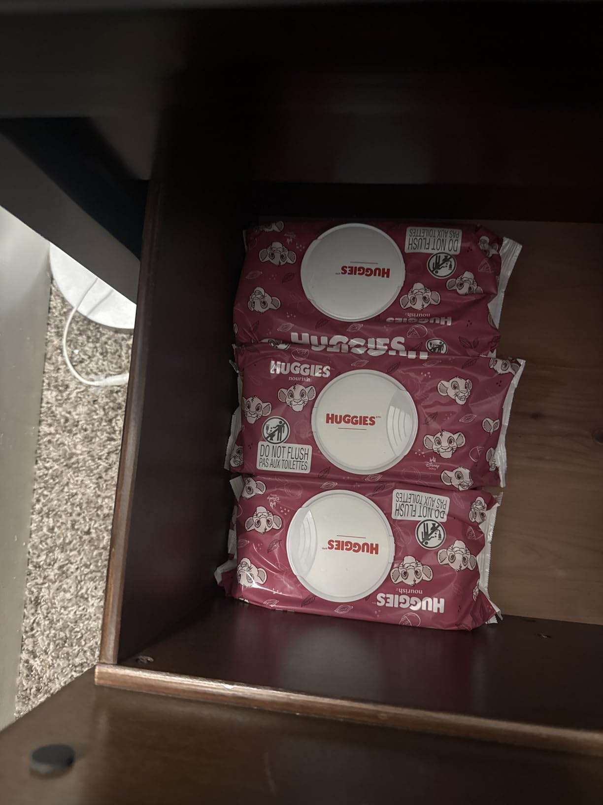 Huggies Nourish Scented Baby Wipes, 10 Push Button Packs (560 Wipes Total) customer photo 1
