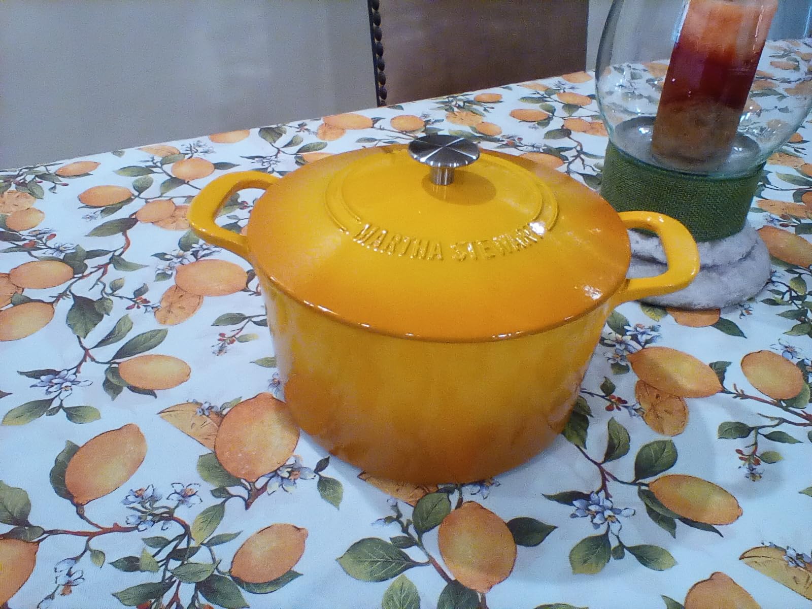 MARTHA STEWART Gatwick 7-Quart Enamel Cast Iron Dutch Oven, Linen White With Gold customer photo 2