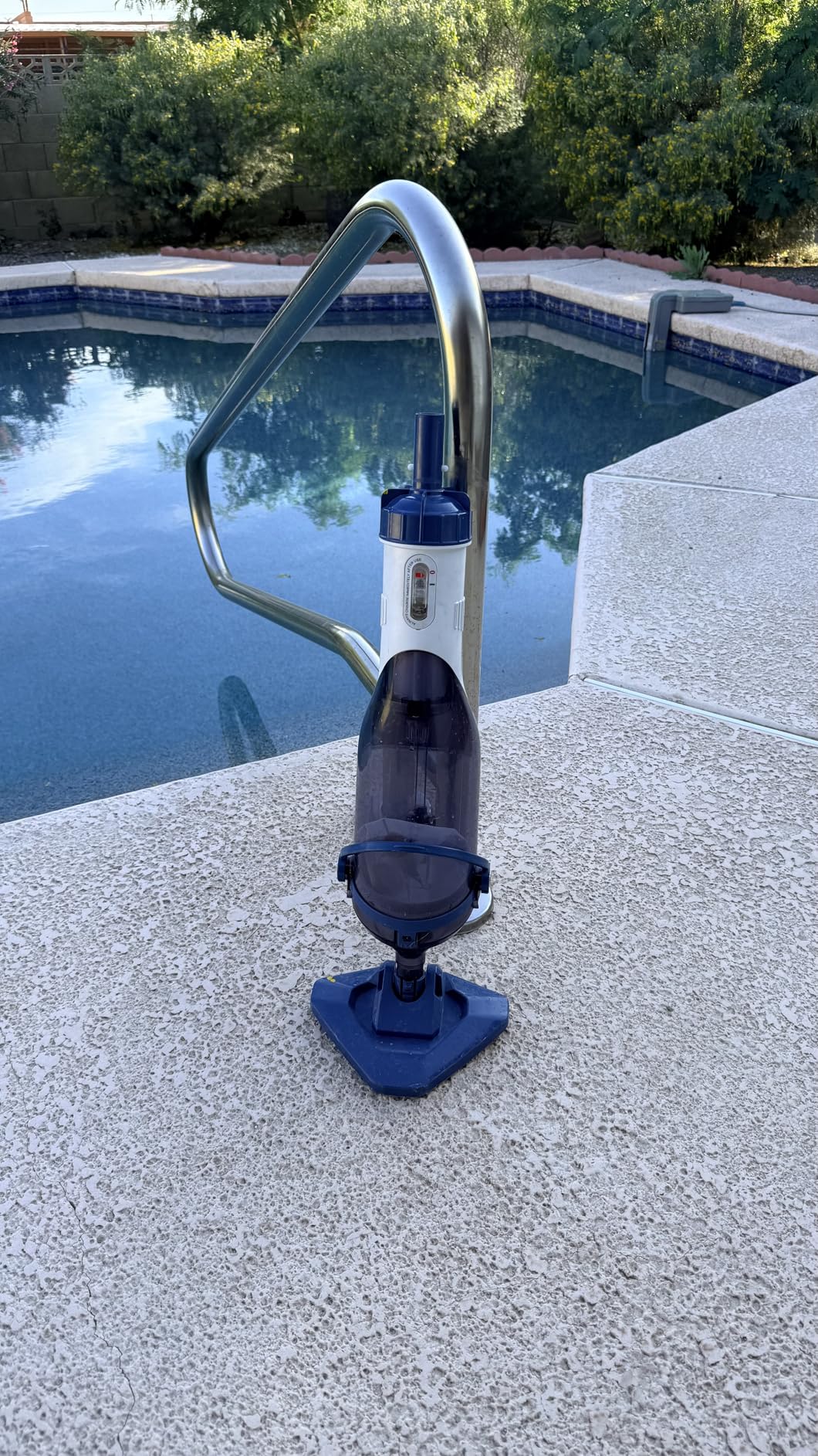 Pool Vacuum for Above Ground Pool with a Telescopic Pole, Running time up to 1H, Handheld Rechargeable Pool Cleaner with Powerful Suction up to 18.5 gallons/min, Ideal for Leaves & Debris, PC10 customer photo 2