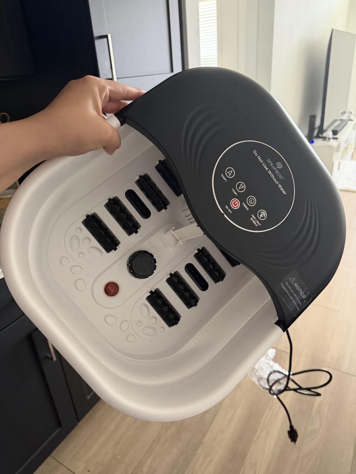Collapsible Heated Foot Spa with Bubble and Red Light Temperature Control Foot Bath Massager and Soaking Tub Featuring 8 Shiatsu Massage Rollers Pumice Stone and Built-in Timer customer photo 1