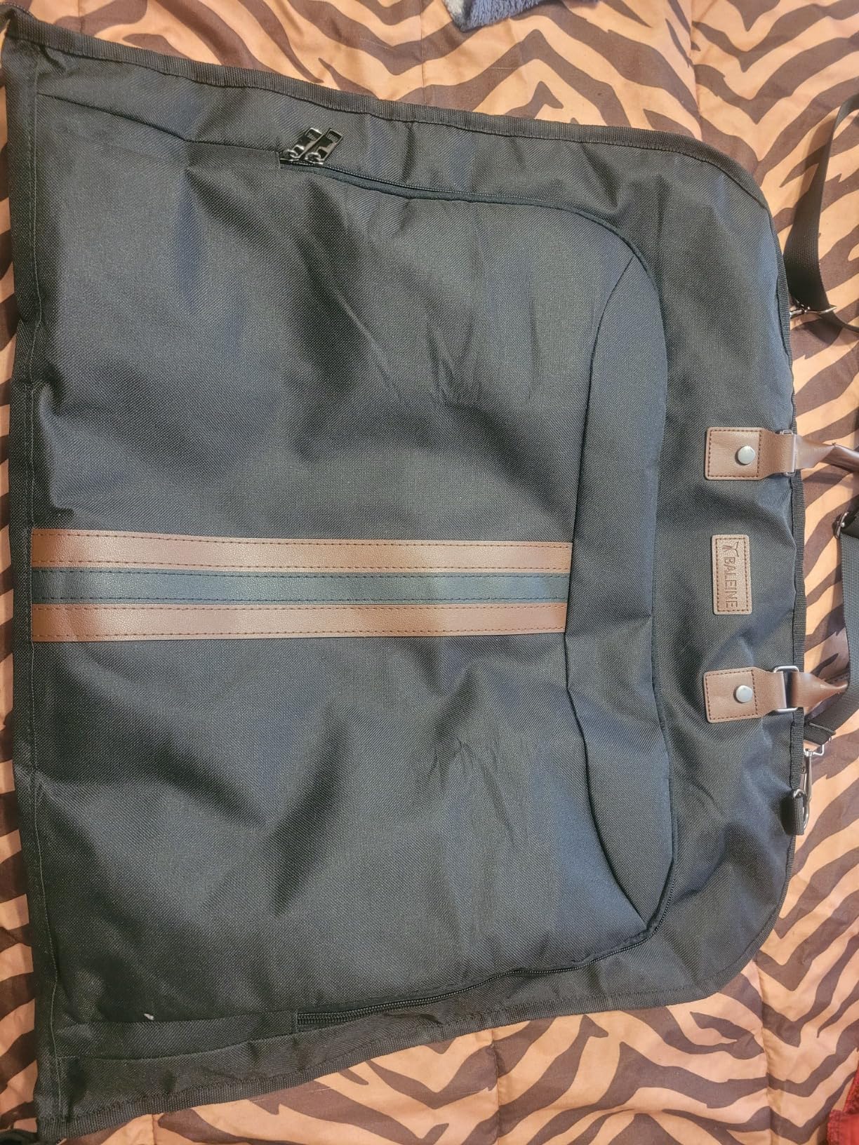 BALEINE Travel Garment Bag, Travel Suit Bag for Men, Water Resistant Carry on Garment Bag for Hanging Clothes, Garment Duffel Bag for Travel Business (Black) customer photo 1