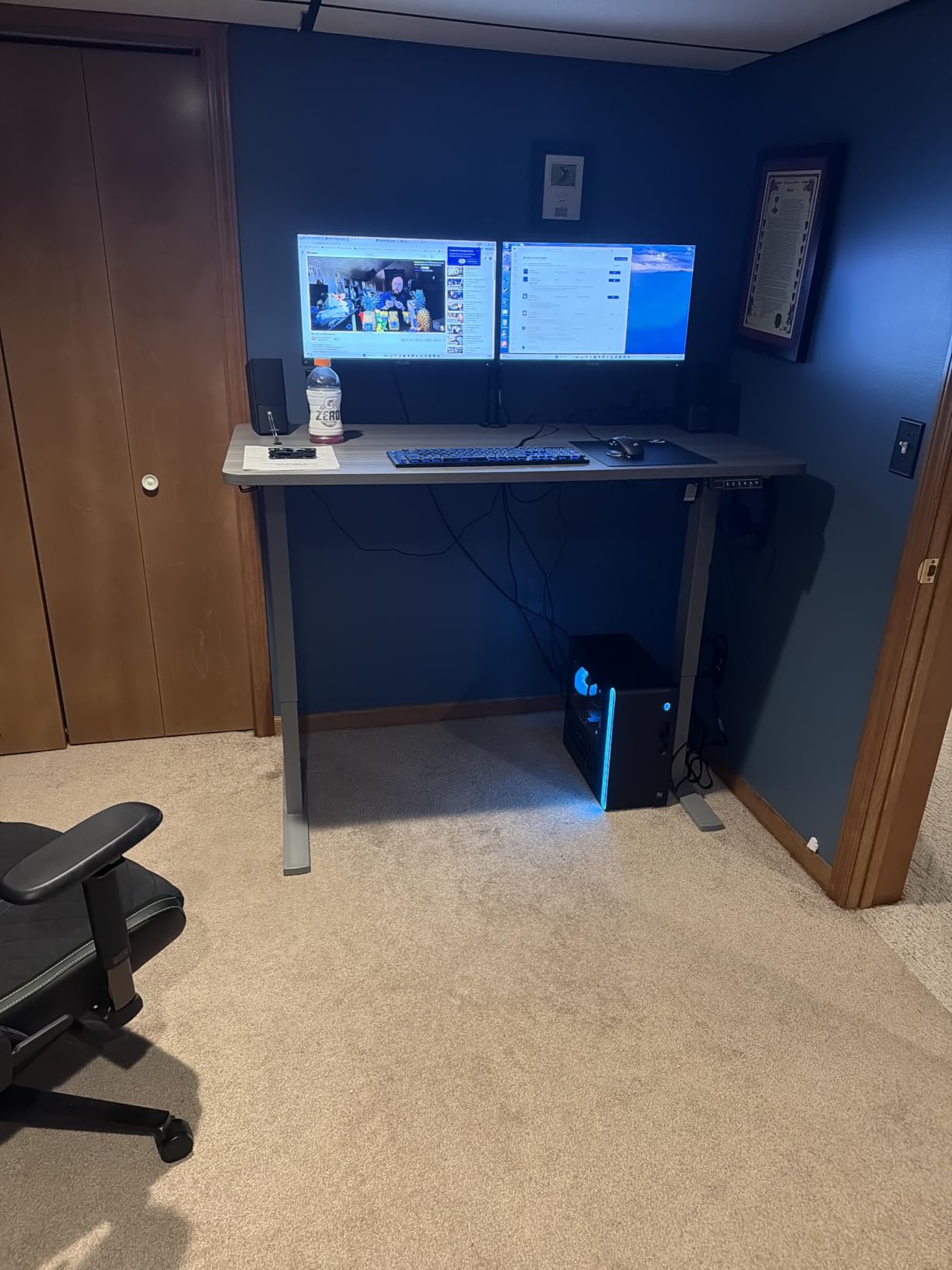 VIVO Electric 60 x 30 in Standing Desk, Memory Height Adjustment, 1B Series, Holds 220 lbs, Black Top Black Frame, DESK-KIT-1B6B-30 customer photo 1