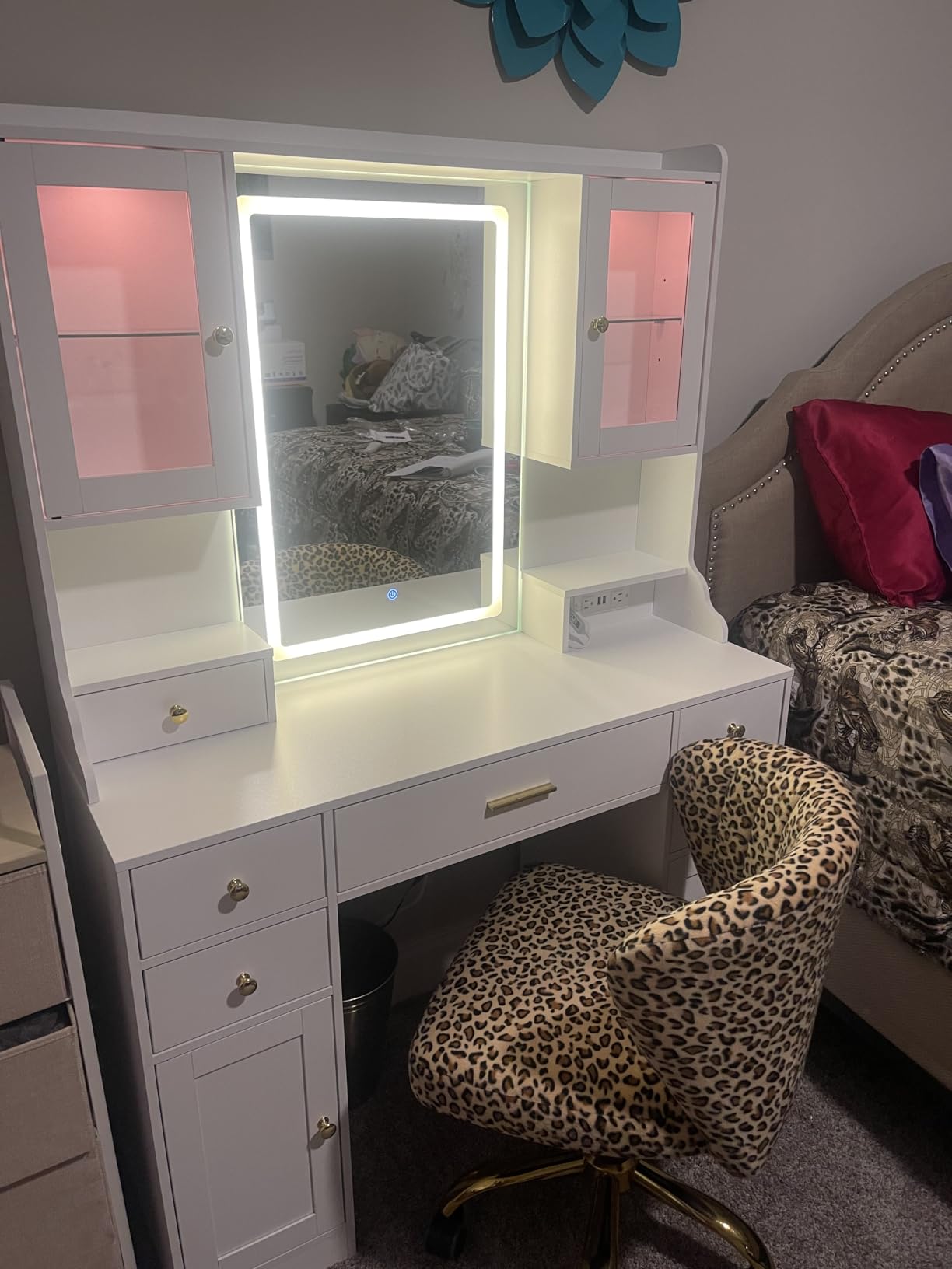 White Makeup Vanity Desk with Mirror and Lights, Large Vanity Table Set with Charging Station, Dressing Table with RGB Cabinets, 3 LED Light Modes customer photo 1