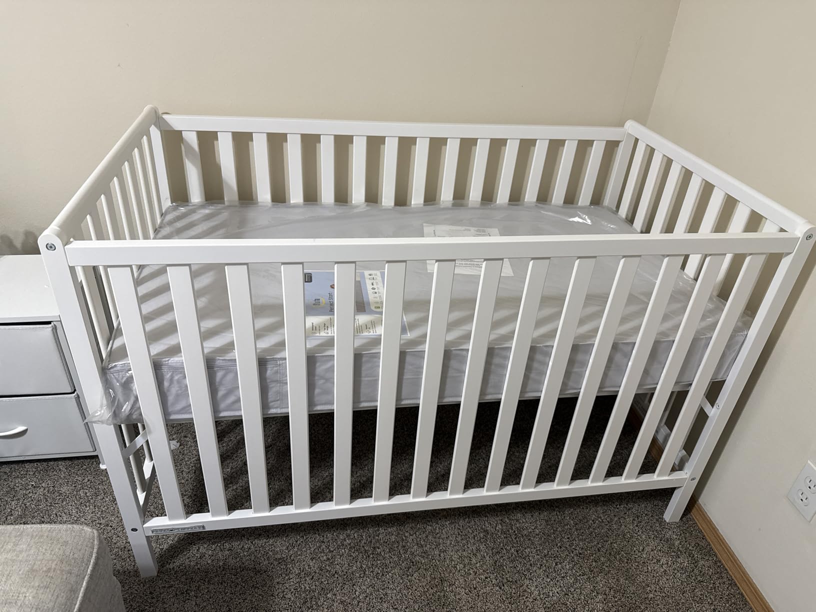 Delta Children Heartland 4-in-1 Convertible Crib, Natural customer photo 1