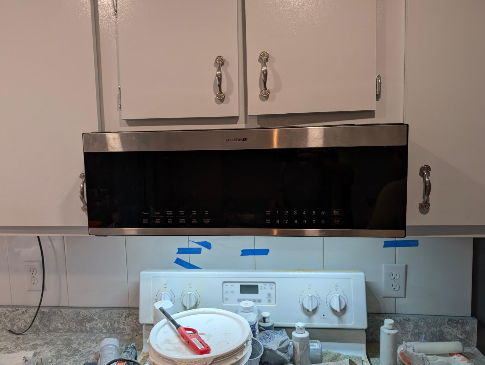 Farberware 1.7 Cu. Ft. Over-the-Range Microwave Oven - 1000 Watts Power, Auto Cook Settings, Defrost, Easy Clean and Child Safety Lock - Stainless Steel customer photo 1