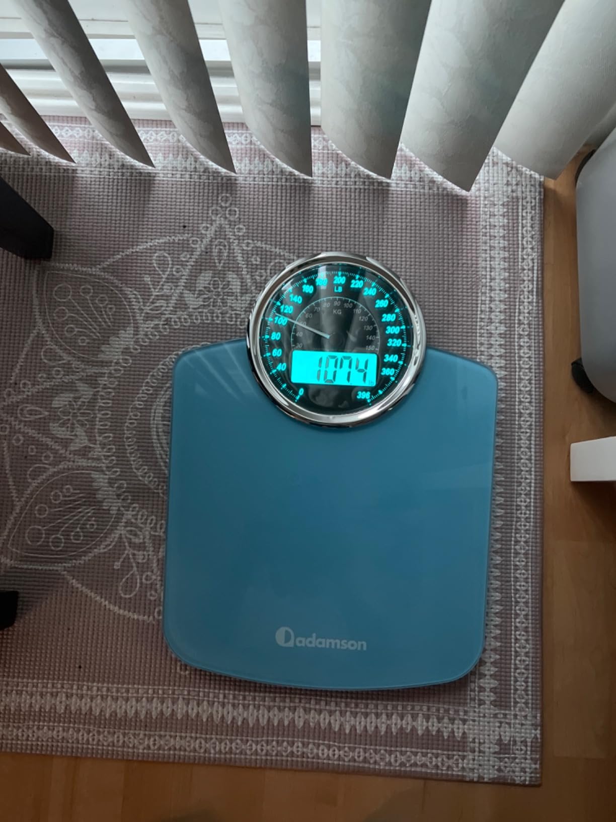 Adamson Hybrid Bathroom Scale for Body Weight - 2-in-1 Analog & Digital Display, Accurate Weight Scale Up to 400 lbs, Backlit LCD, Wide Tempered Glass Platform, 3 AAA Batteries Included customer photo 1