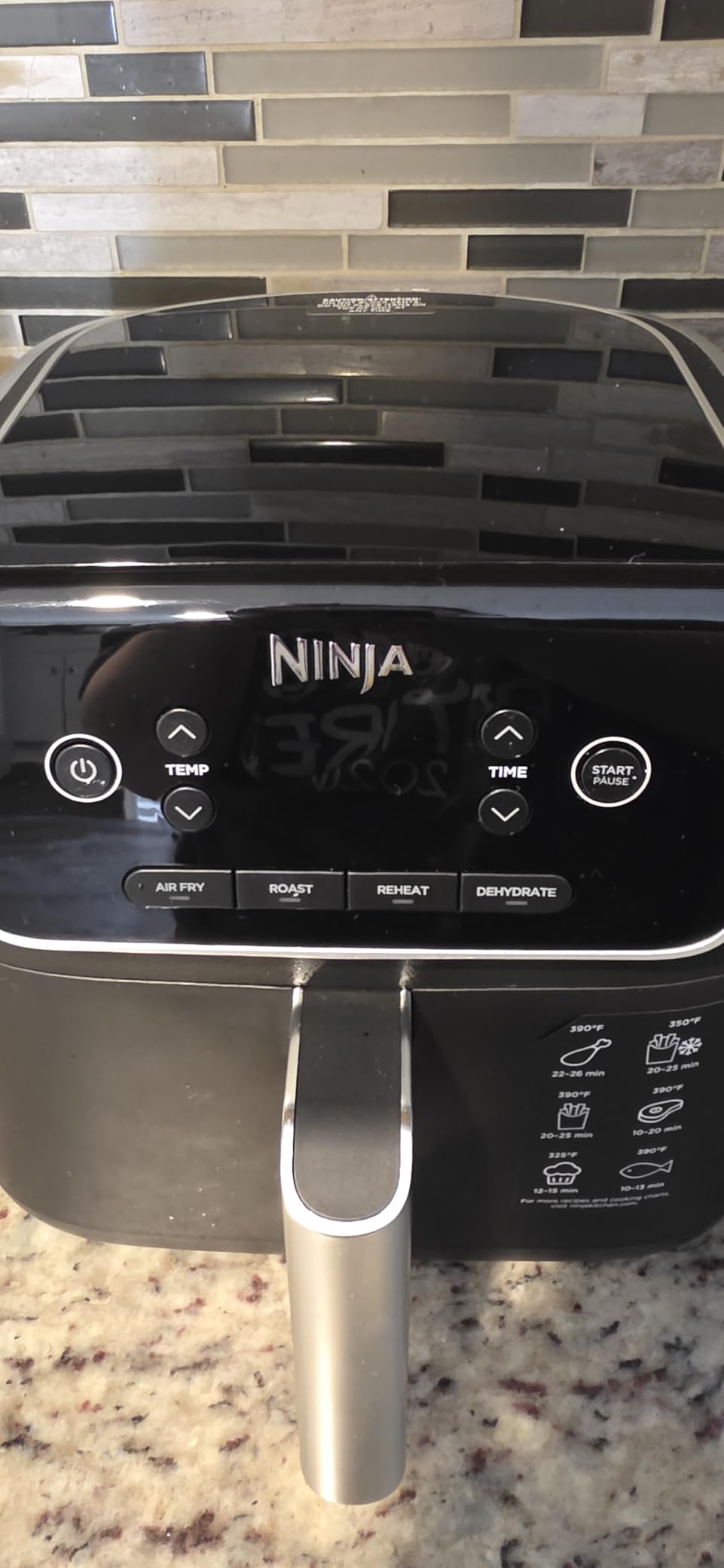 Ninja Air Fryer with Air Crisp | 5 QT Capacity fits up to 4lbs of Fries | 4-in-1 Pro Air Fry, Roast, Reheat, Dehydrate | 400°F Max Temp | 1750 Watts | W/Nonstick Basket & Crisper Plate | Grey | AF141 customer photo 1