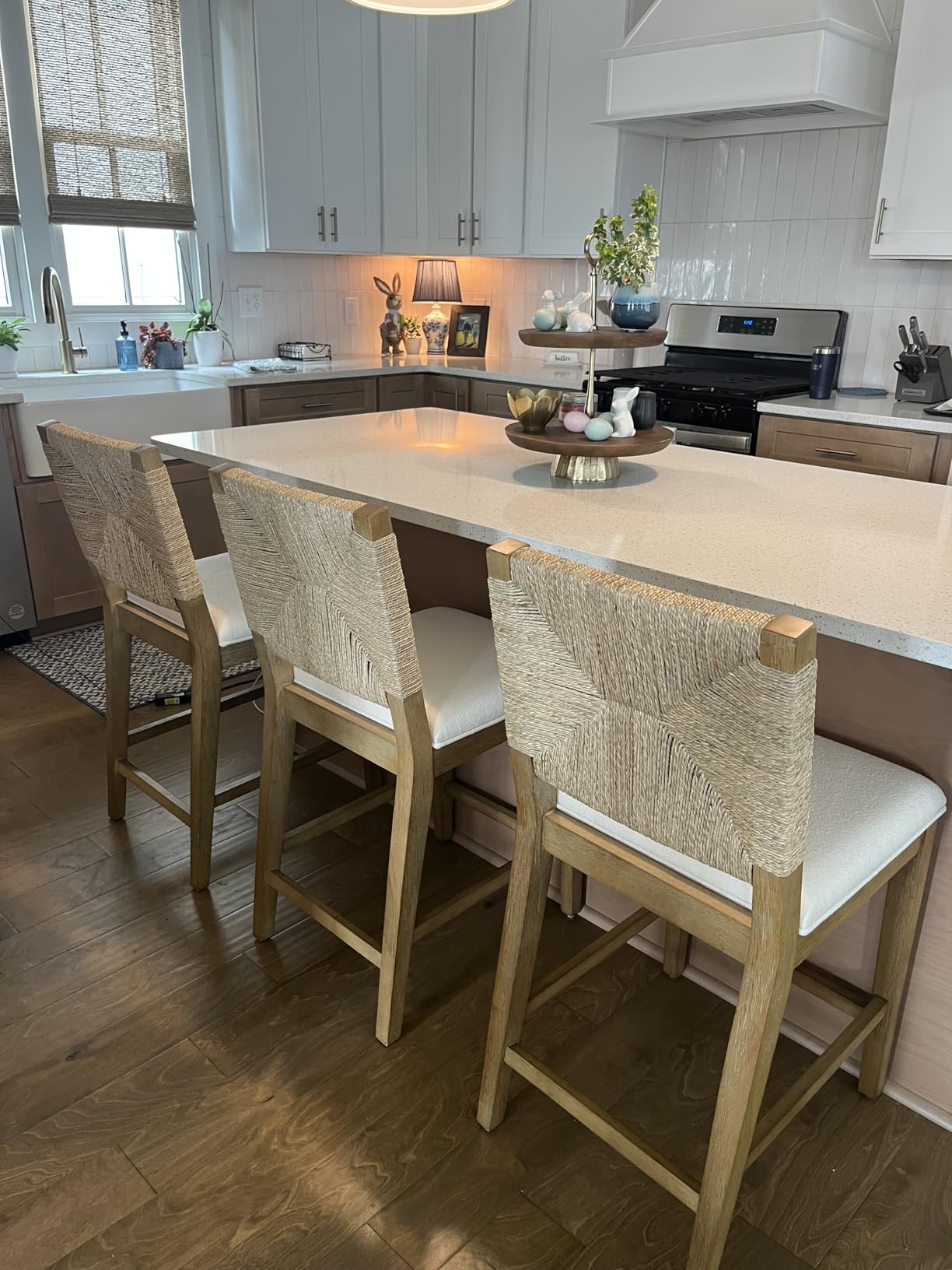 Nathan James Beacon Bohemian Boucle Bar Stool, Upholstered Counter Height Chair with Solid Wood Frame and Woven Seagrass Back for Kitchen Island, Light Brown/Seagrass/Cream Boucle customer photo 1