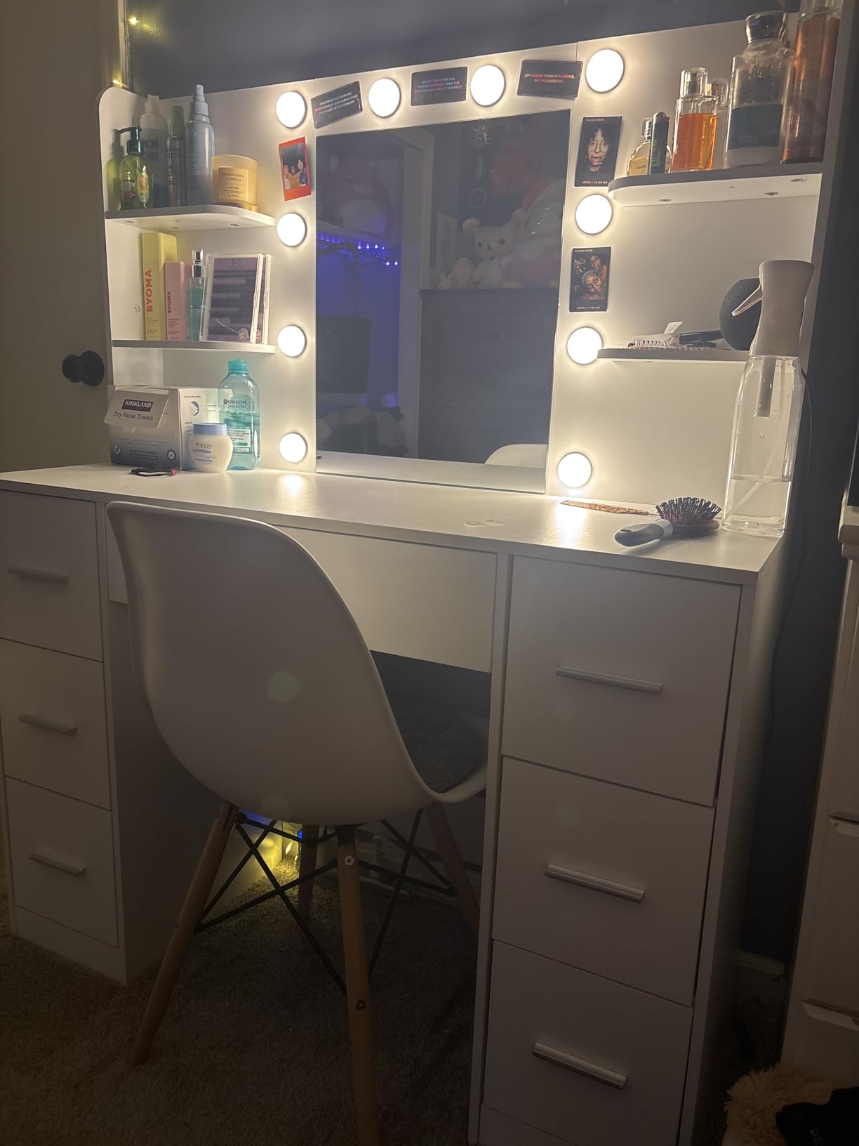 YESHOMY Vanity Desk with Mirror, Power Outlet and 10 Lights, Makeup Table with 7 Drawers, 3 Color Modes Available for Bedroom, Pure White customer photo 2